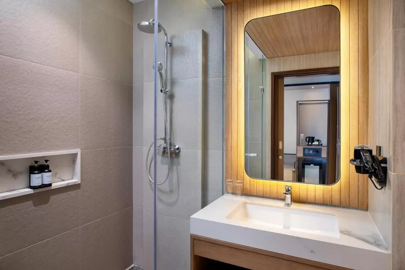 Bathroom in Mercure Pangkalan Bun