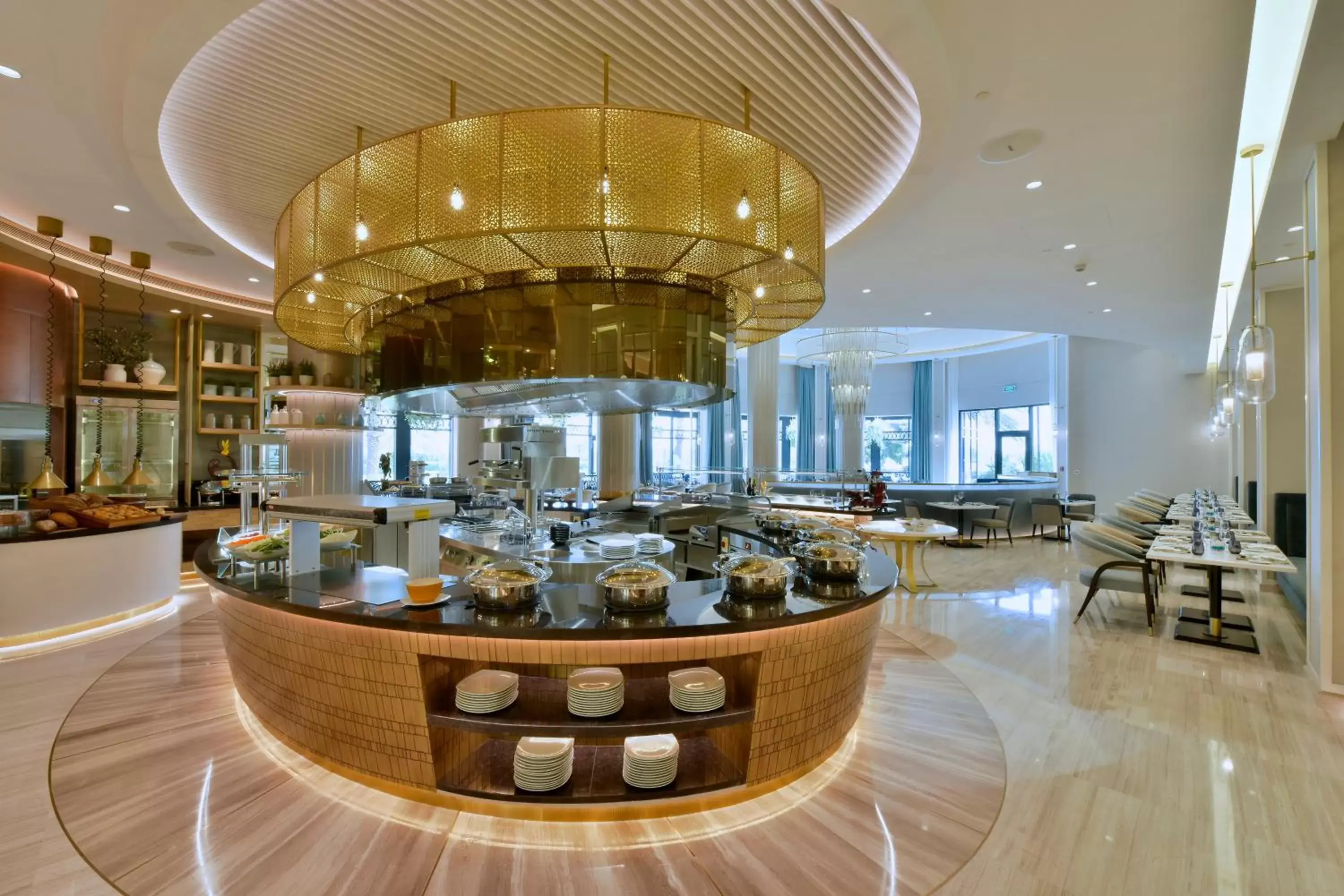Restaurant/places to eat in Mövenpick Hotel Bahrain