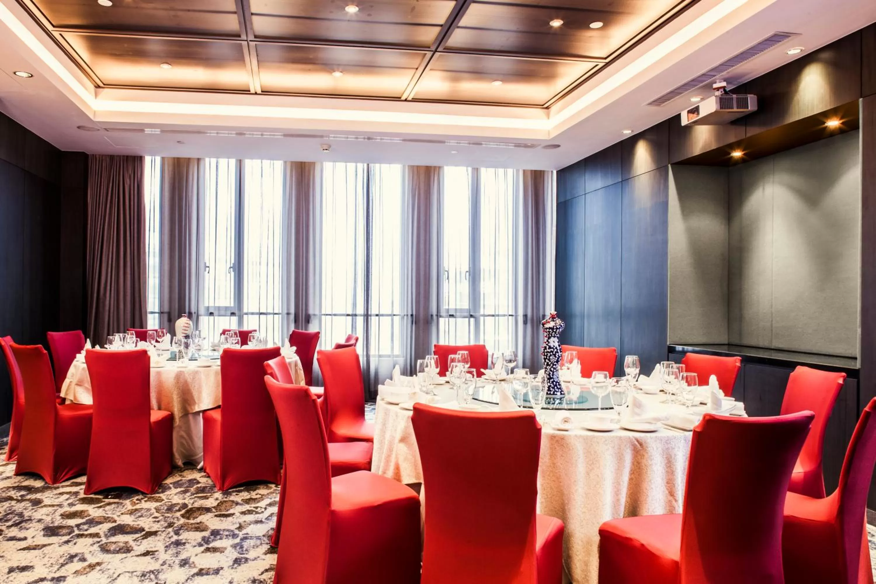 Banquet/Function facilities in Hotel Indigo Shanghai On The Bund by IHG