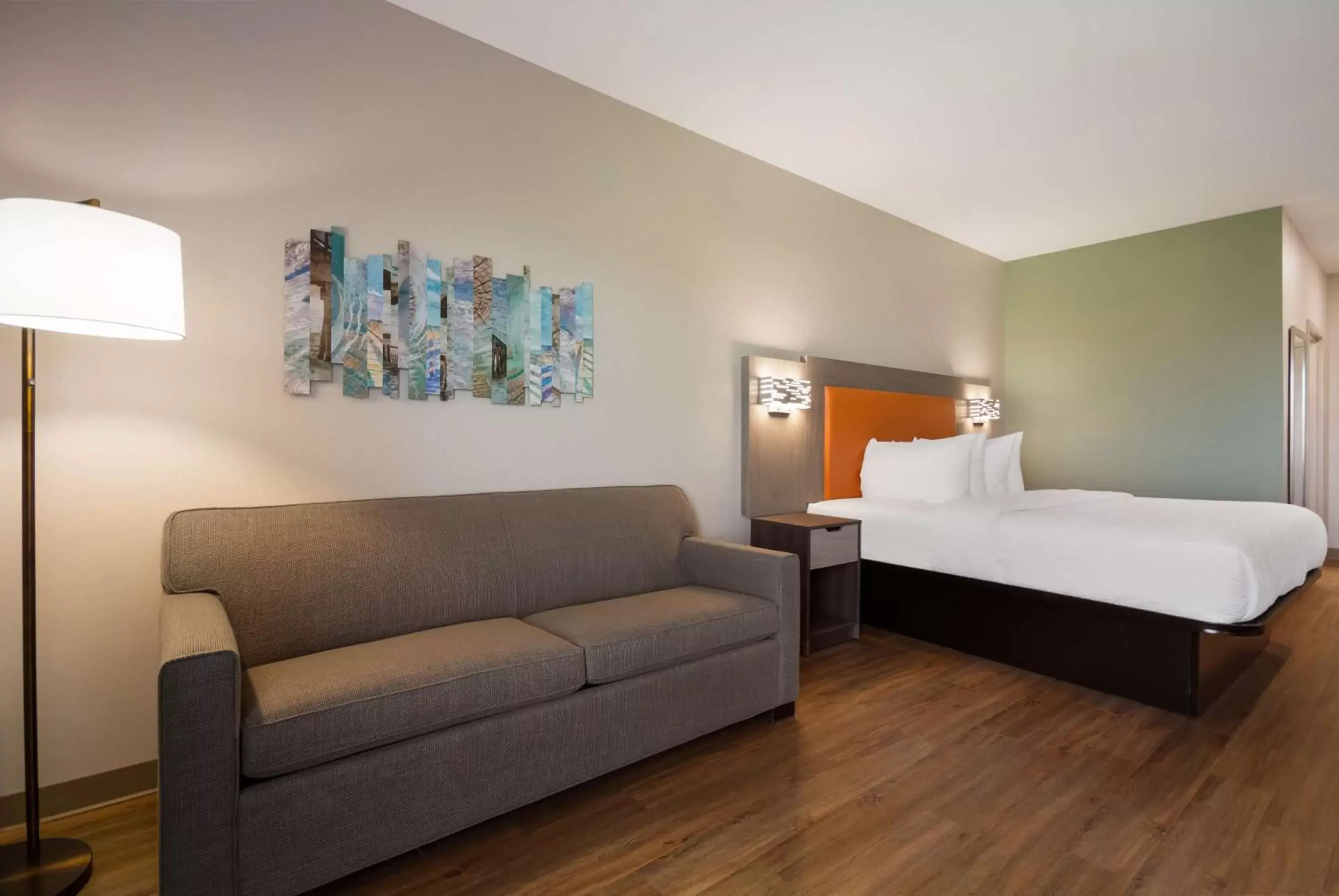 Bedroom in Best Western Sugar Sands Inn & Suites