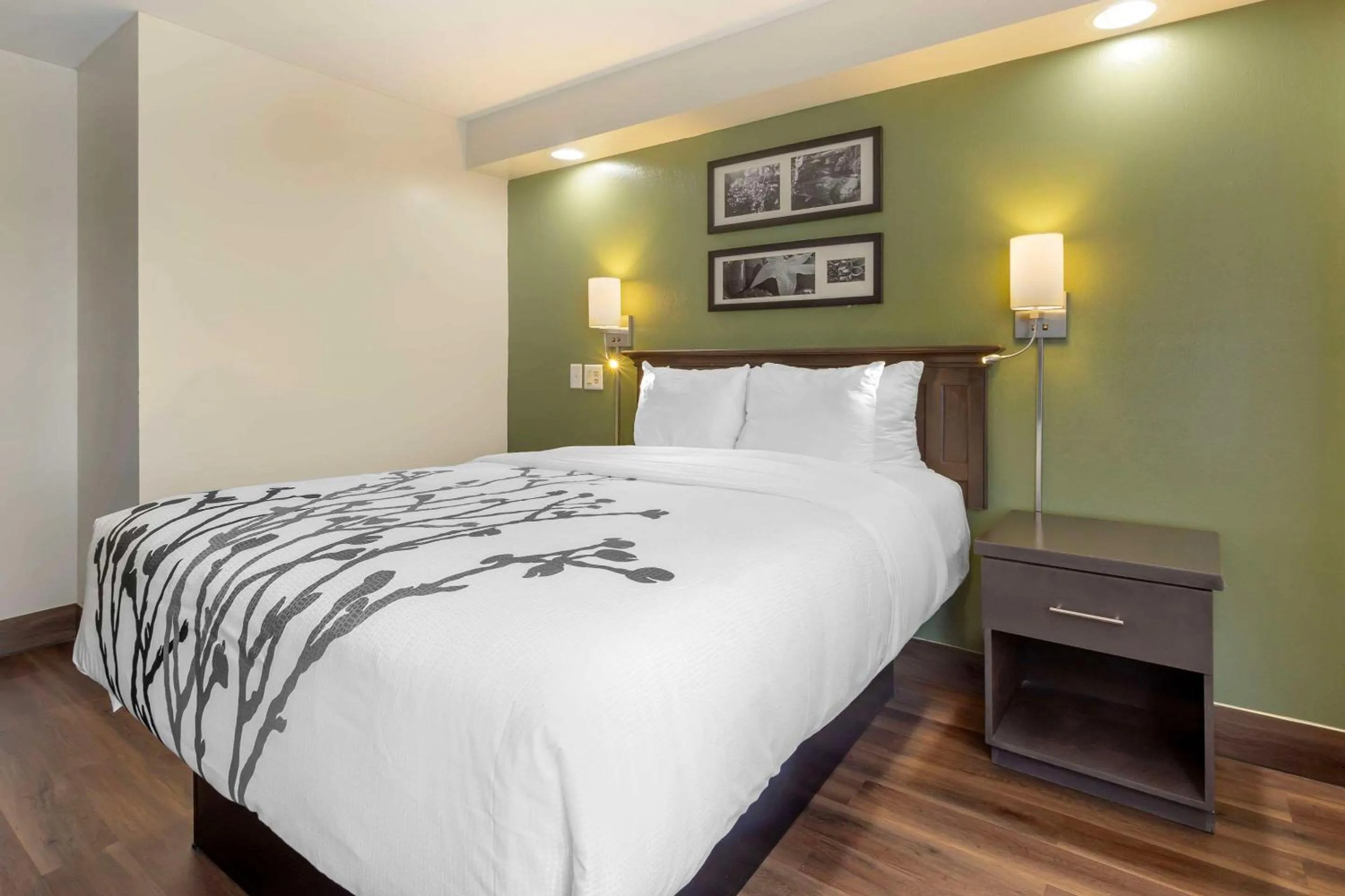 Bedroom in Sleep Inn