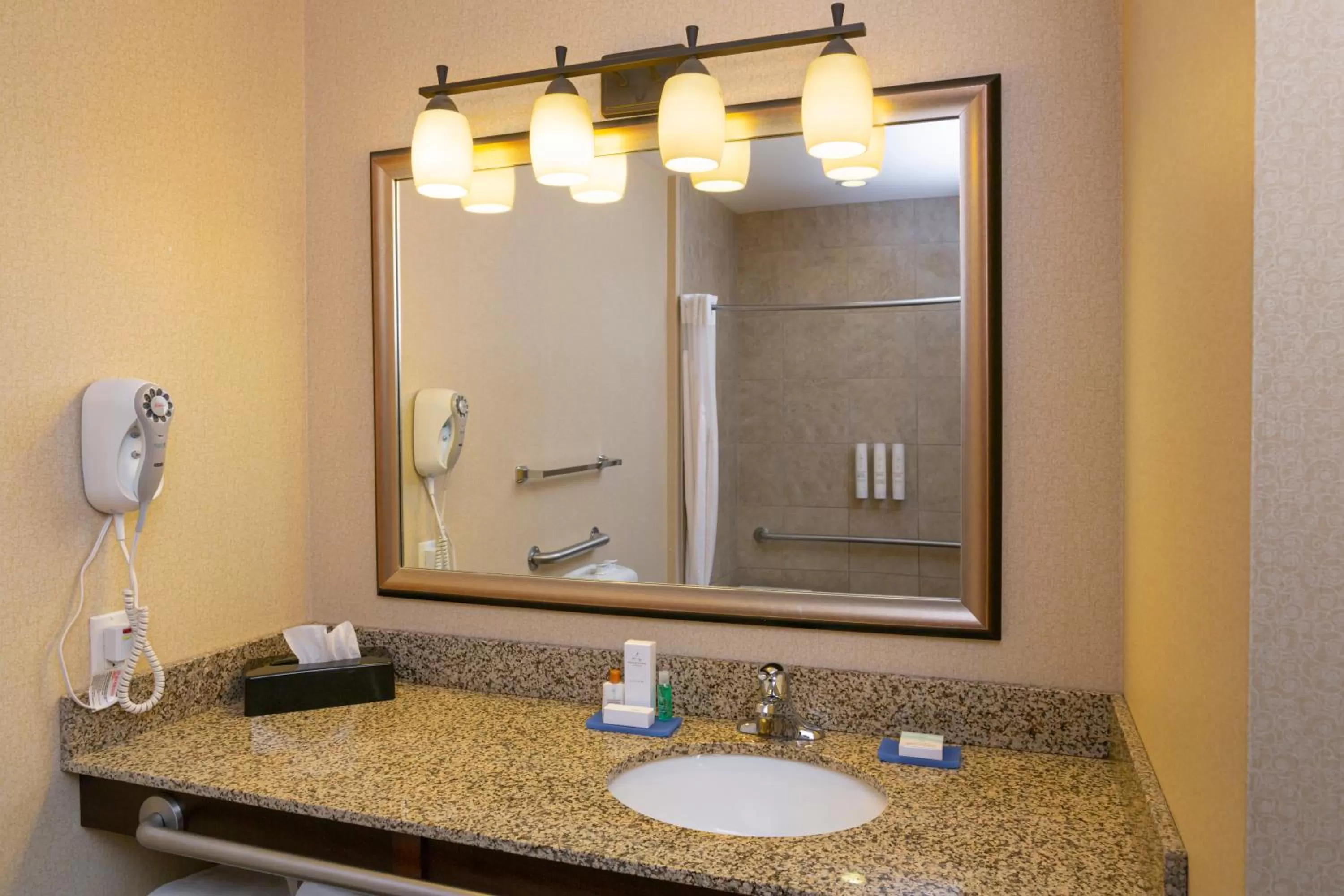 Bathroom in Bayview Hotel