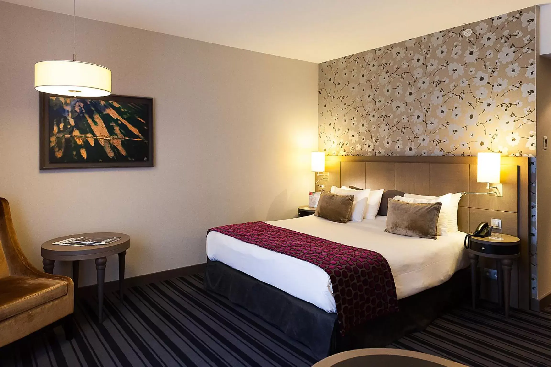 Bedroom, Bed in Van Der Valk Sélys Liège Hotel & Spa
