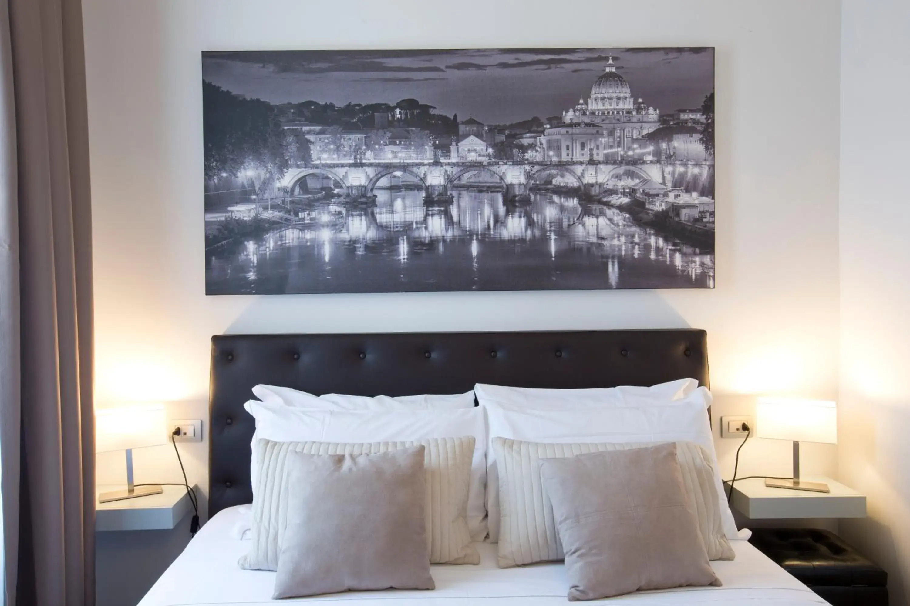 Bedroom, Bed in Relais Arco Della Pace