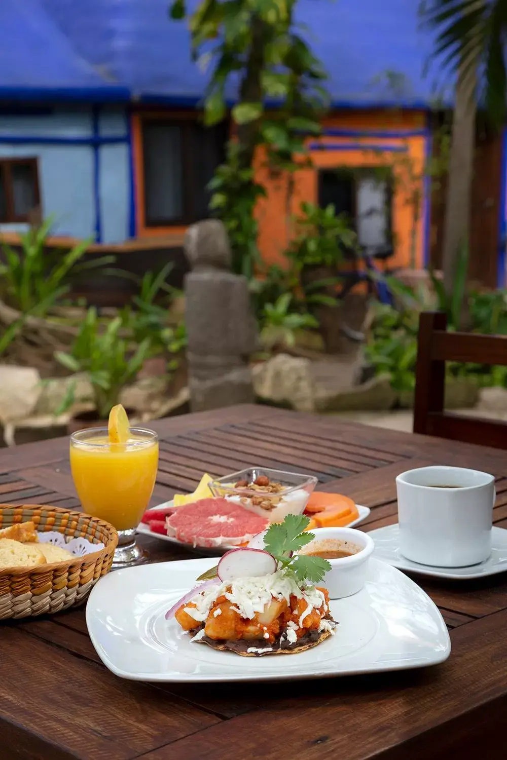 Breakfast in Hotel Amar Inn