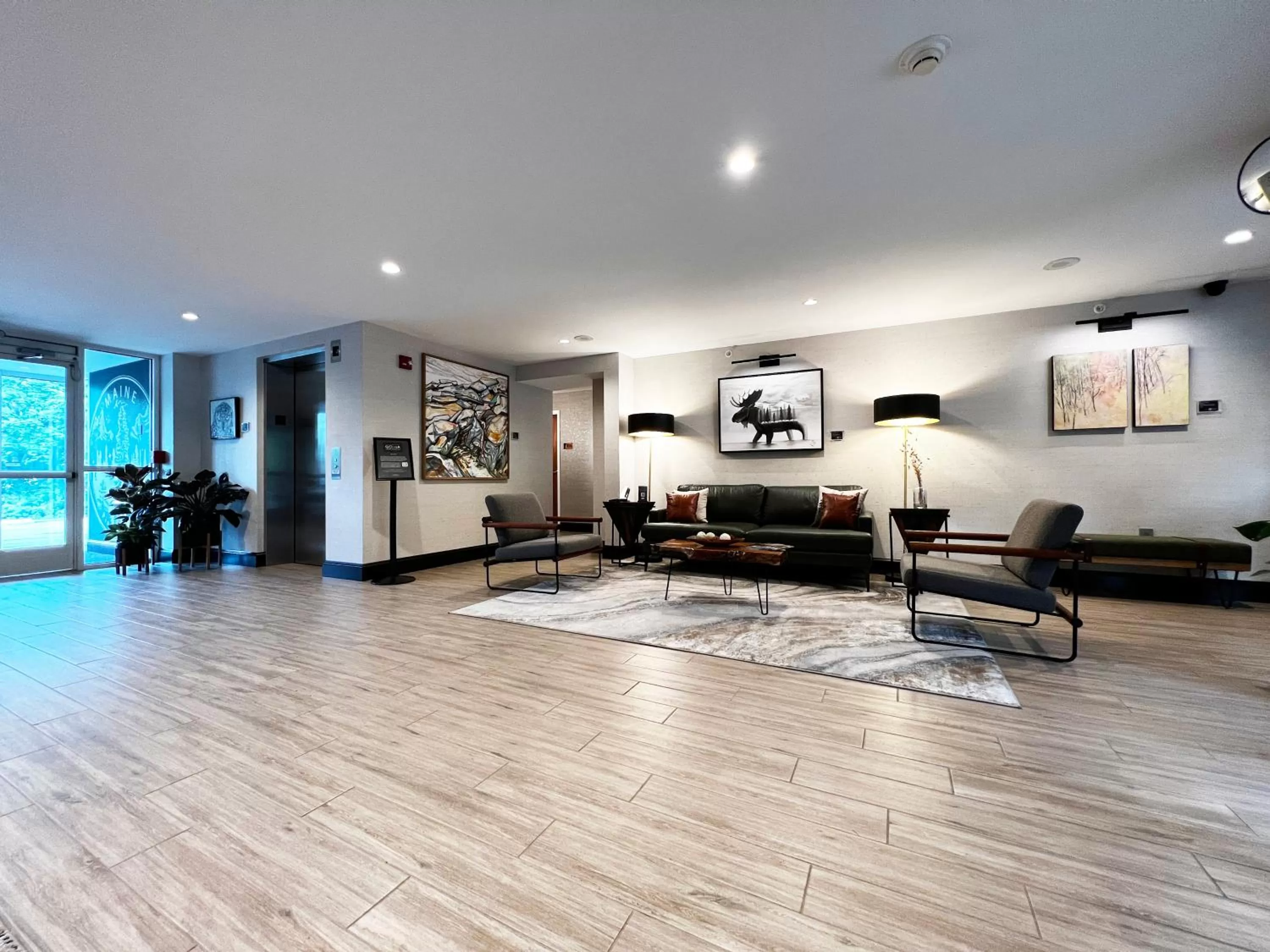 Lobby or reception in Maine Evergreen Hotel, an Ascend Collection Hotel