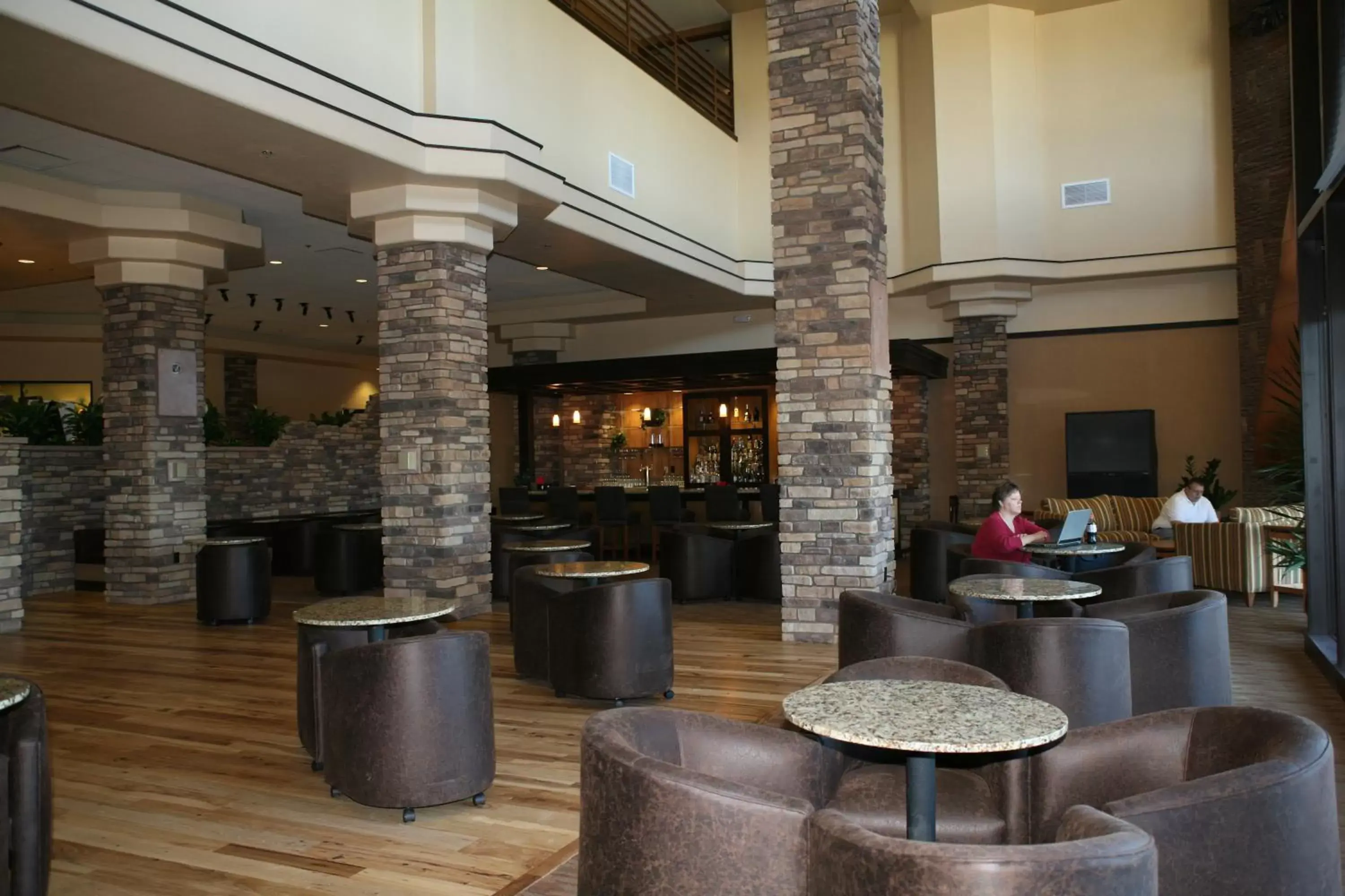 Restaurant/places to eat, Lounge/Bar in Prescott Resort & Conference Center
