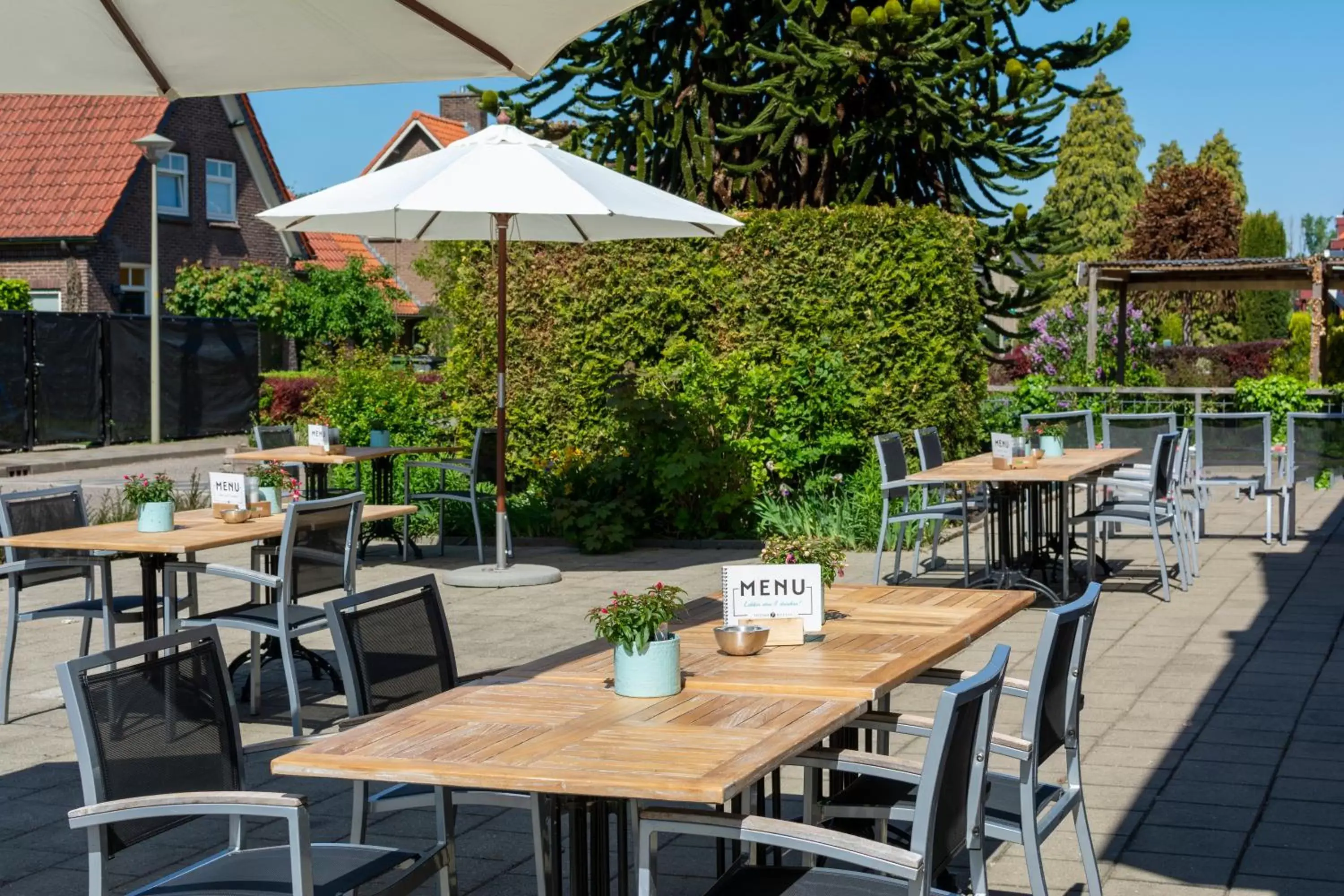 Balcony/Terrace, Restaurant/Places to Eat in Fletcher Hotel Restaurant De Gelderse Poort