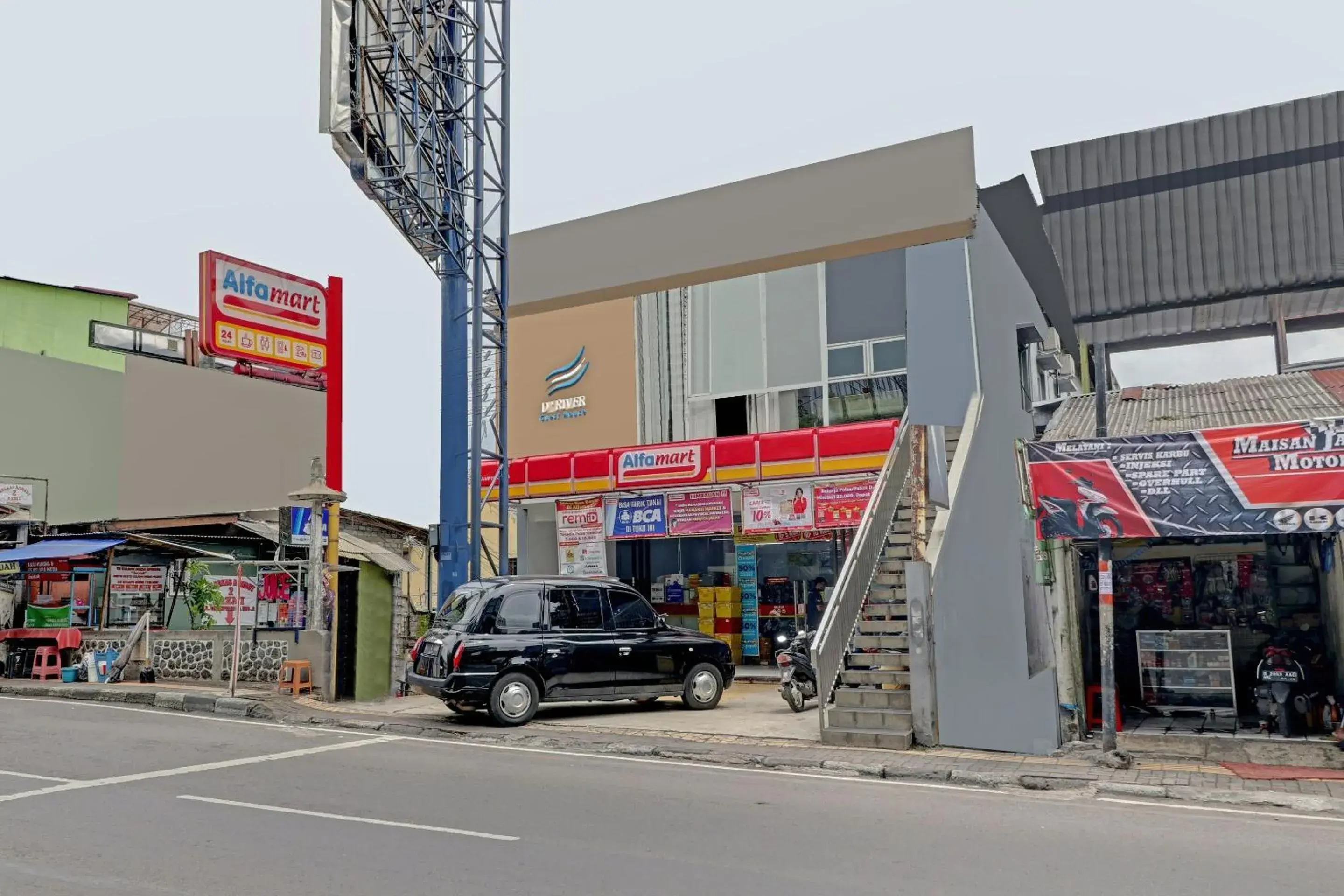 Facade/entrance, Property Building in SPOT ON 90777 D'river Guest House