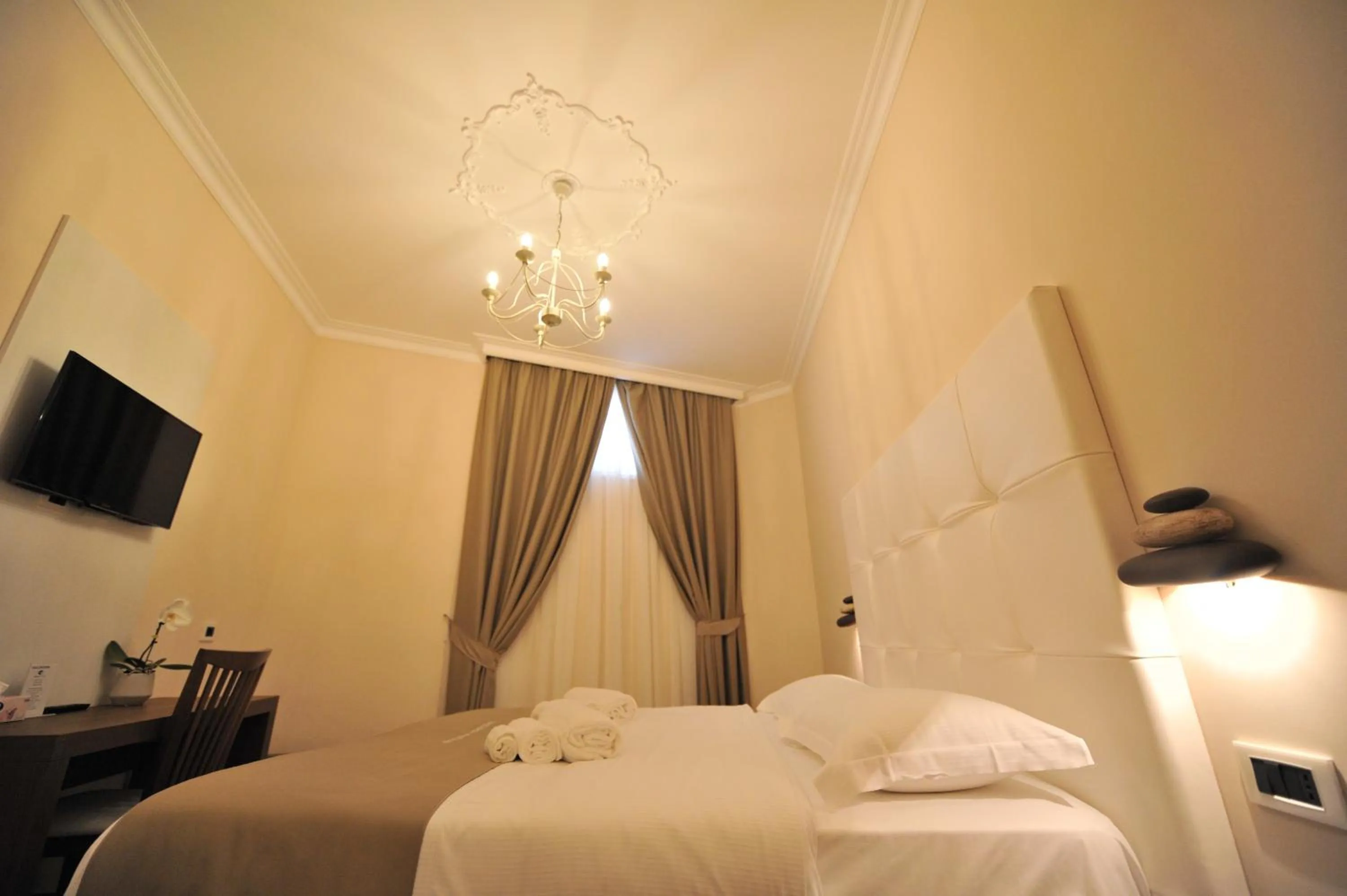 Bedroom, Bed in Villa Zaccardi