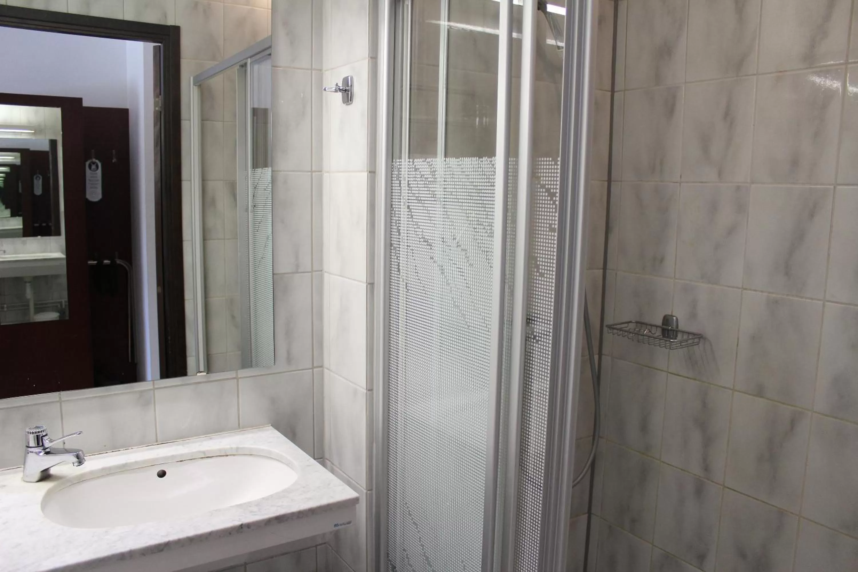 Shower in Place Lund