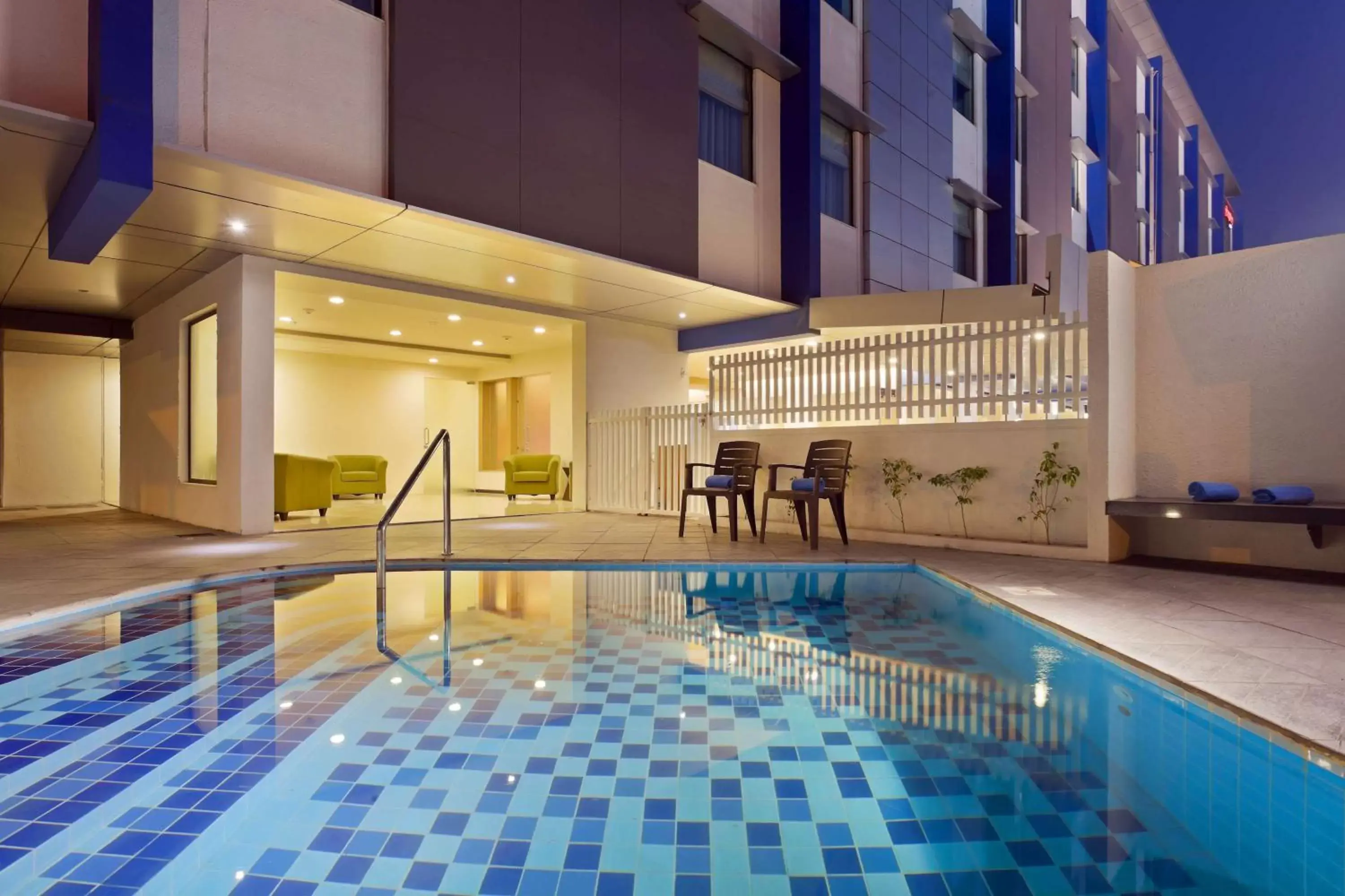 Pool view, Swimming Pool in Hampton by Hilton Vadodara-Alkapuri