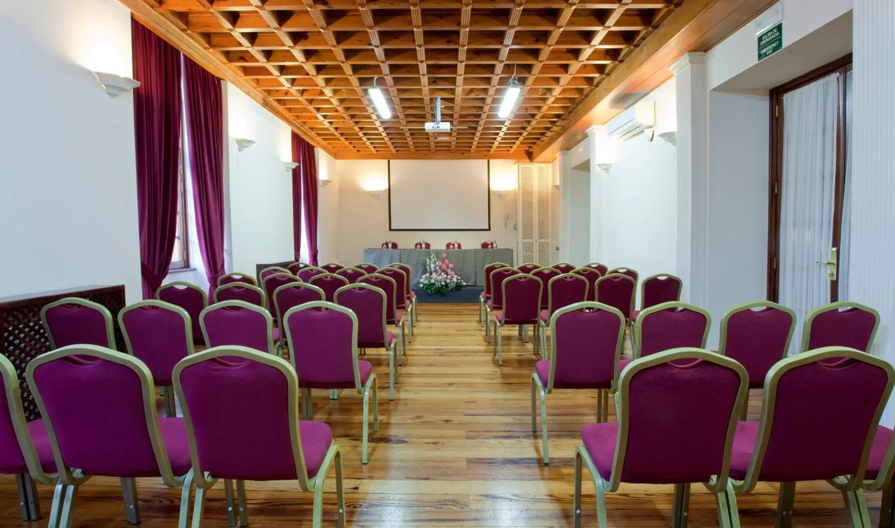 Meeting/conference room in Laguna Nivaria Hotel & Spa