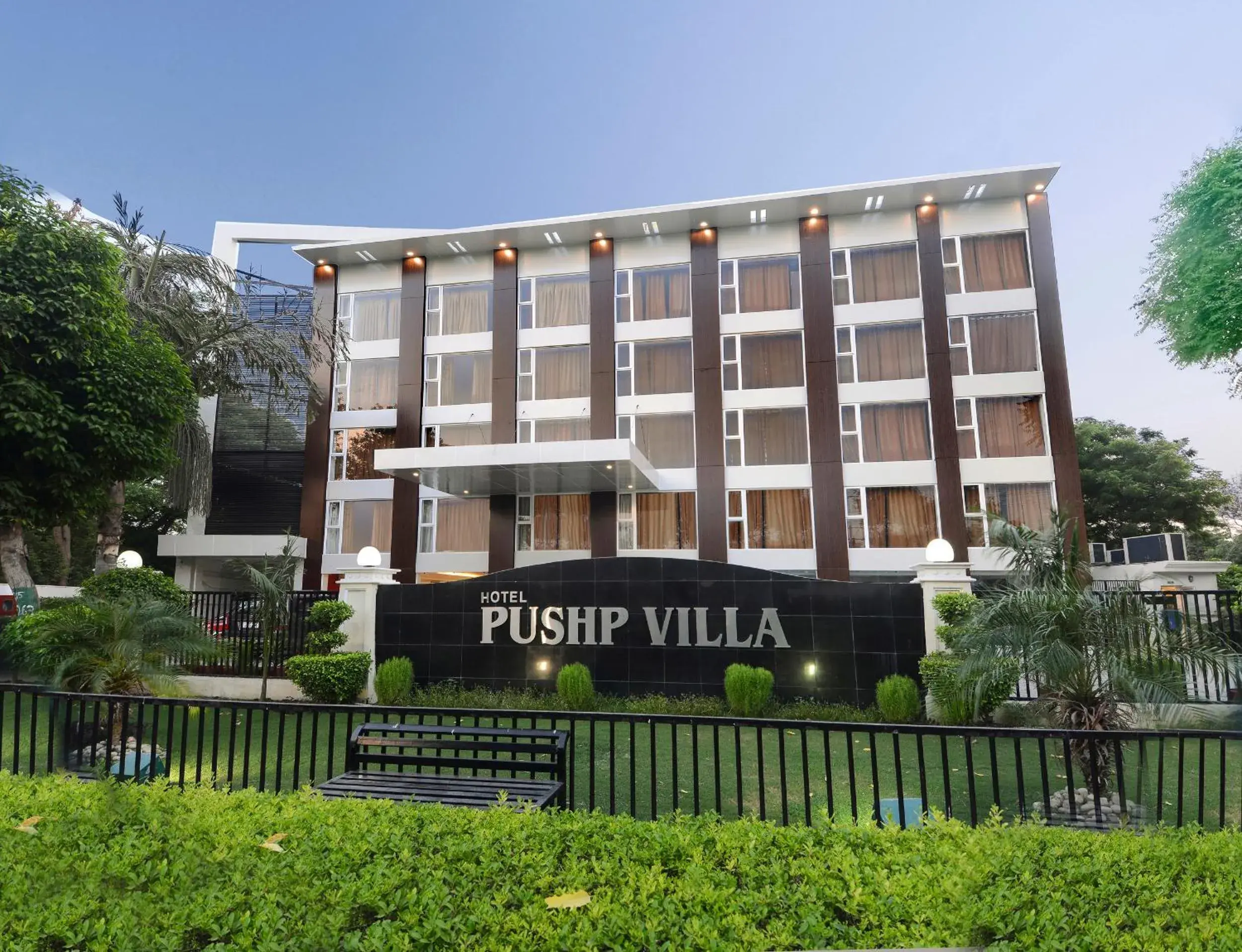 Property Building in Hotel Pushpvilla