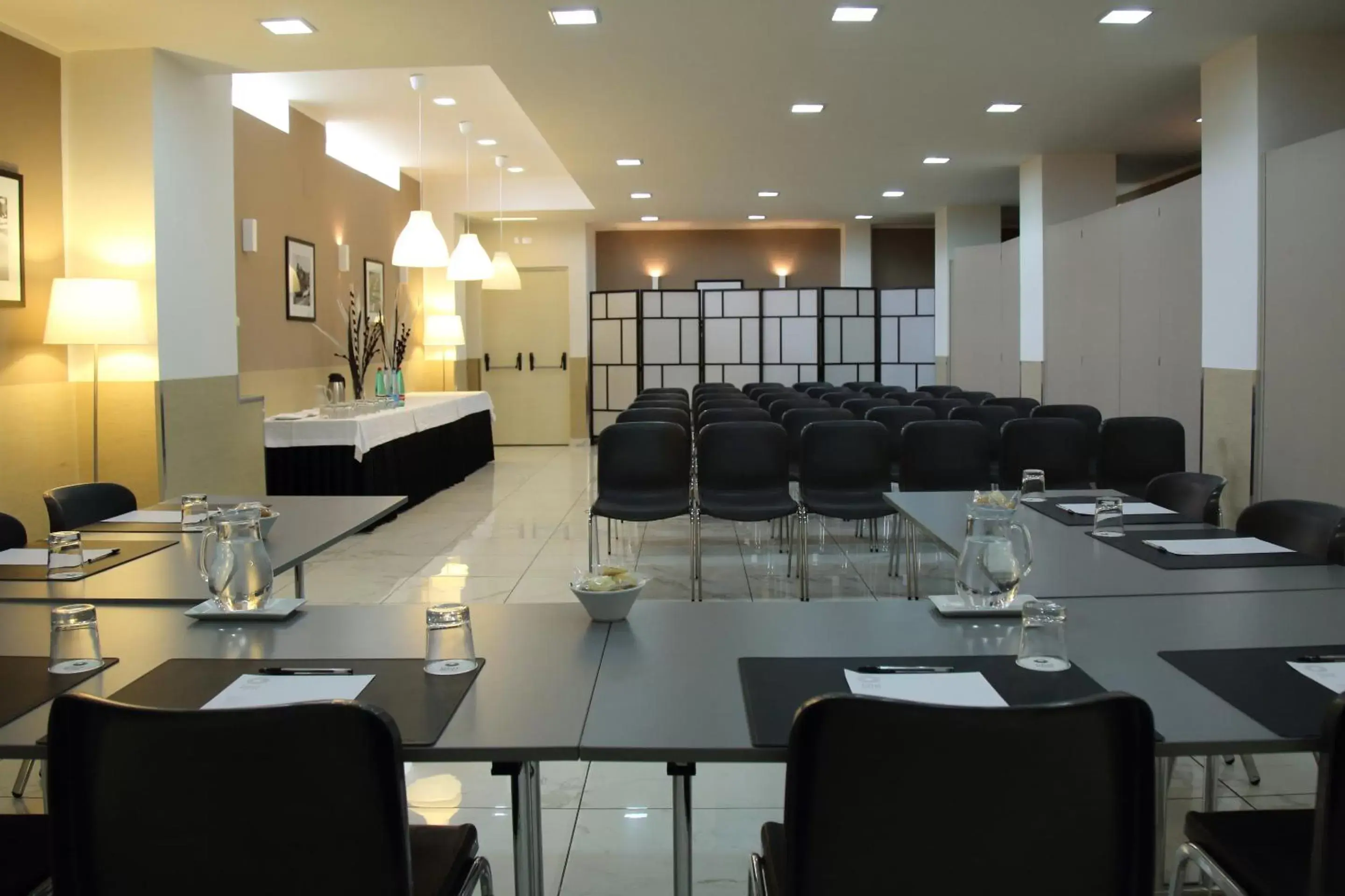 Business facilities in Stelle Hotel The Businest