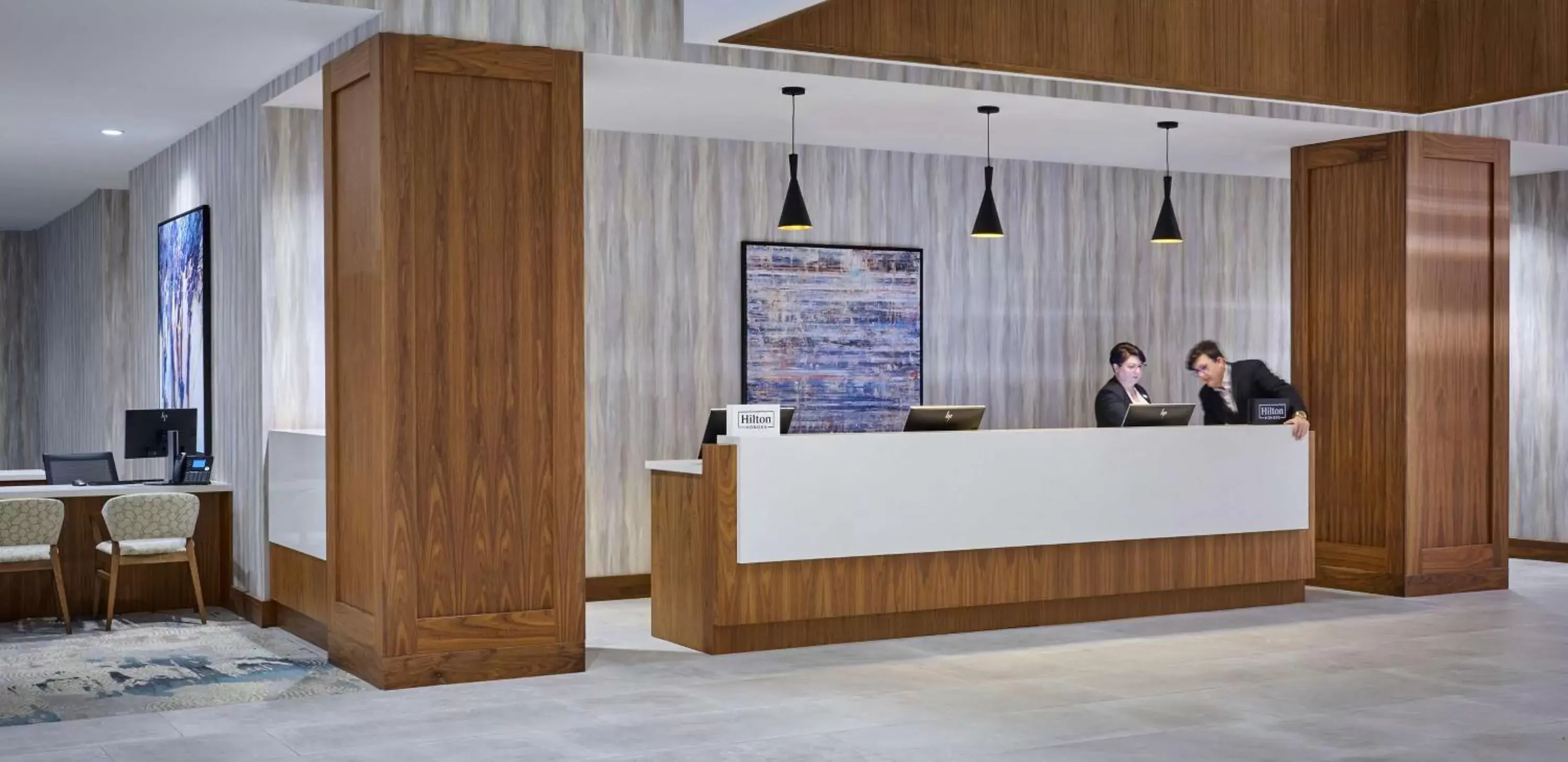 Lobby or reception in DoubleTree by Hilton Windsor, ON