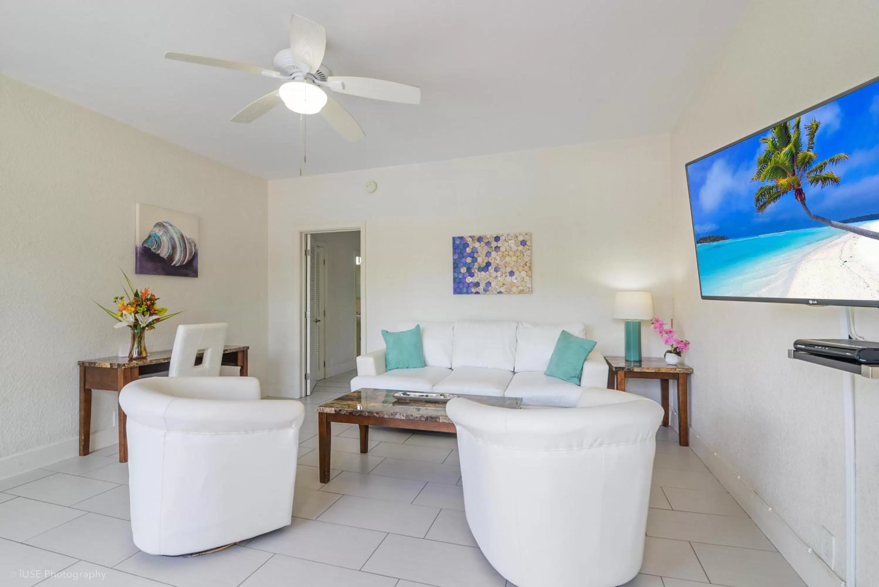 TV and multimedia in Soleado Hotel