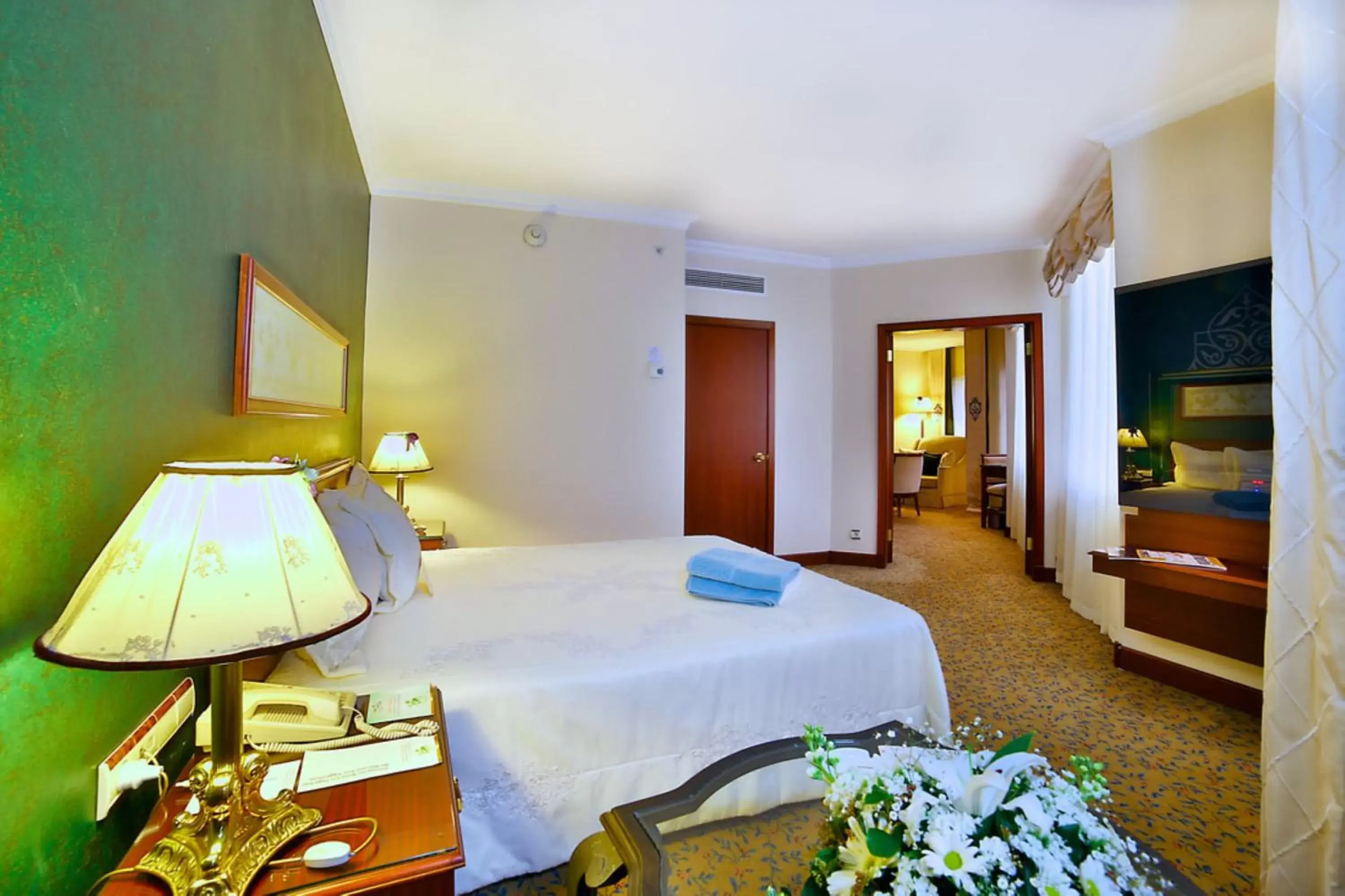 Bedroom, Bed in Grand Cevahir Hotel Convention Center