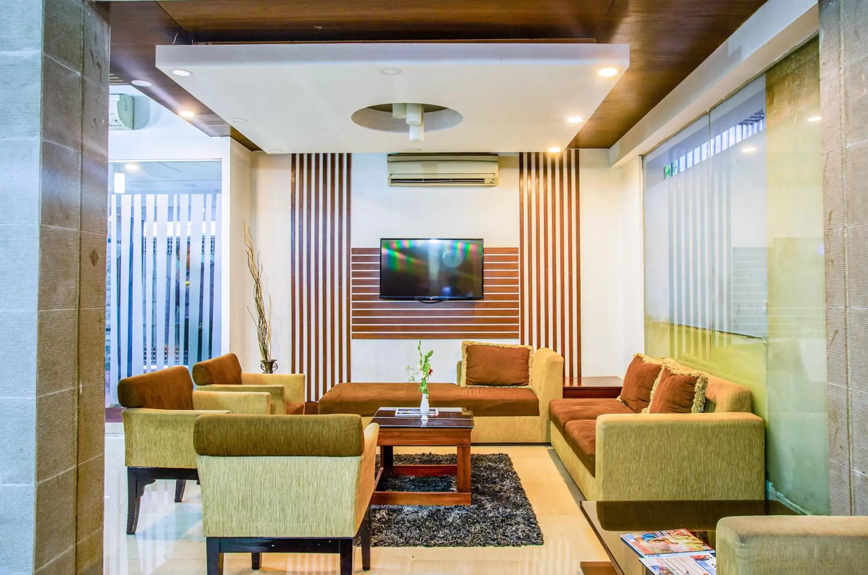 Lobby or reception, Seating Area in Hotel La Villa Western by Sea Pearl Beach Resort & Spa