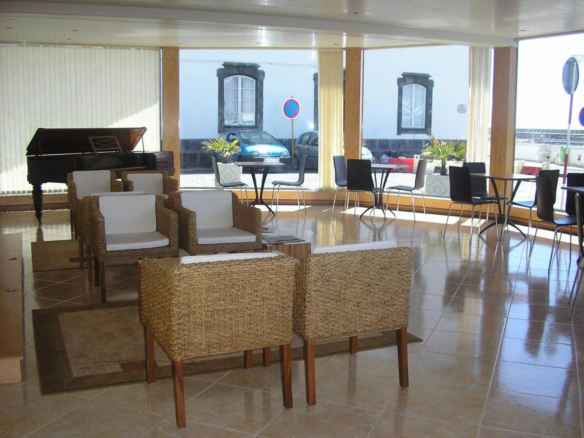 Lounge or bar in Hotel Beira Mar