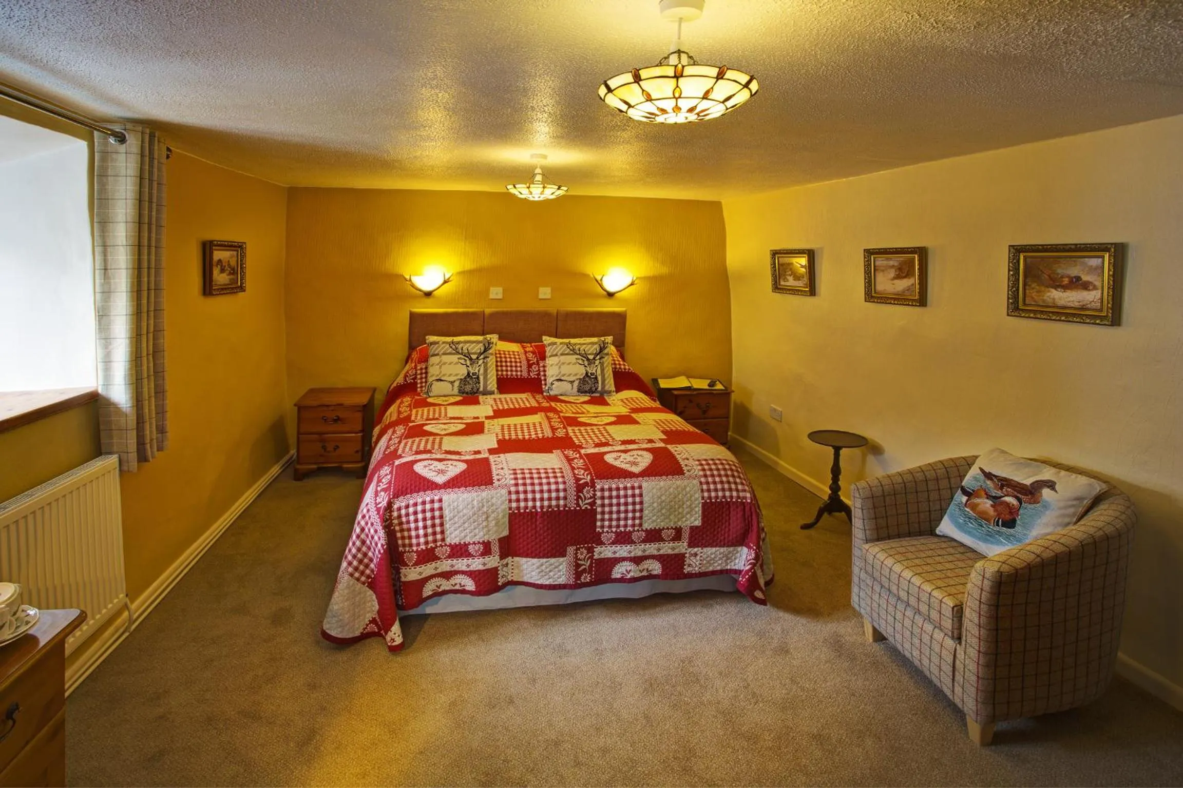 Bedroom, Bed in Tinhay Mill