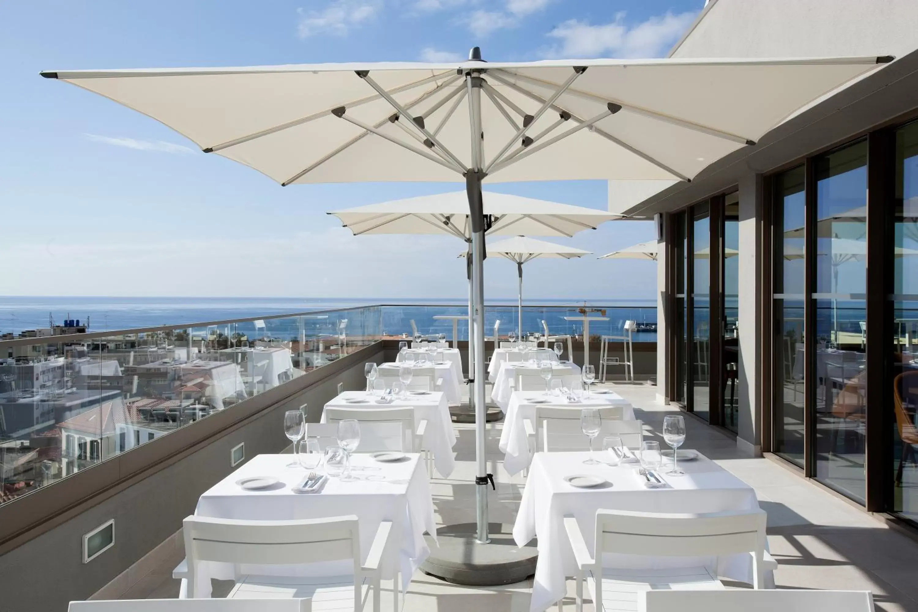 Restaurant/Places to Eat in TURIM Santa Maria Hotel