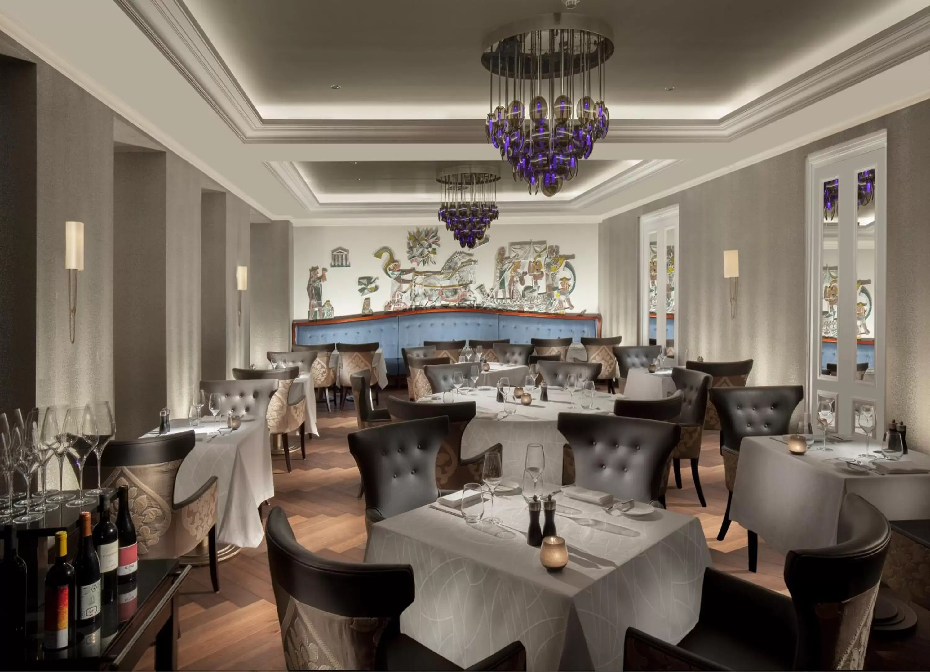 Restaurant/Places to Eat in Royal Savoy Hotel & Spa