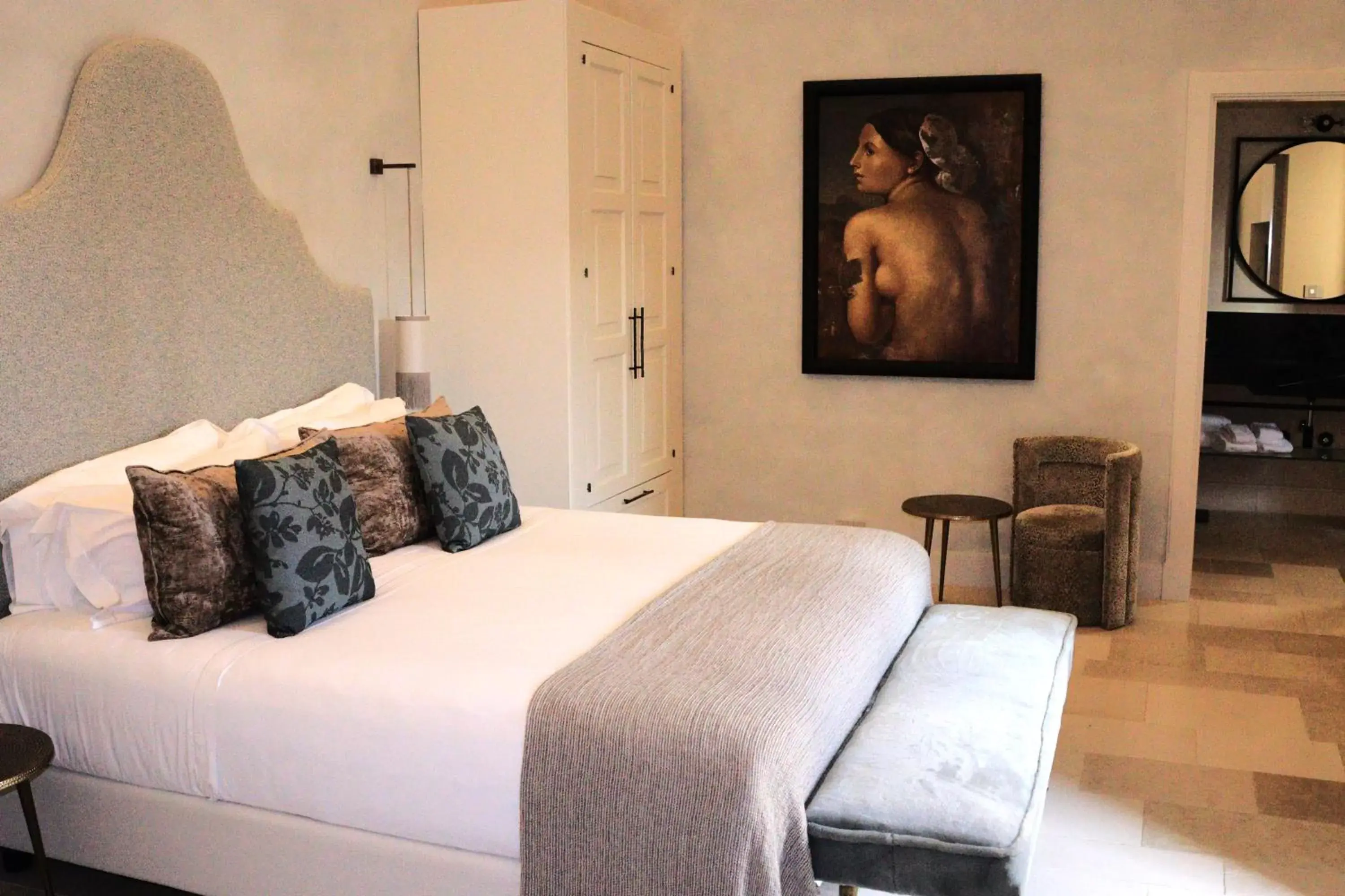 Bed in Palazzo Maresgallo Suites & SPA