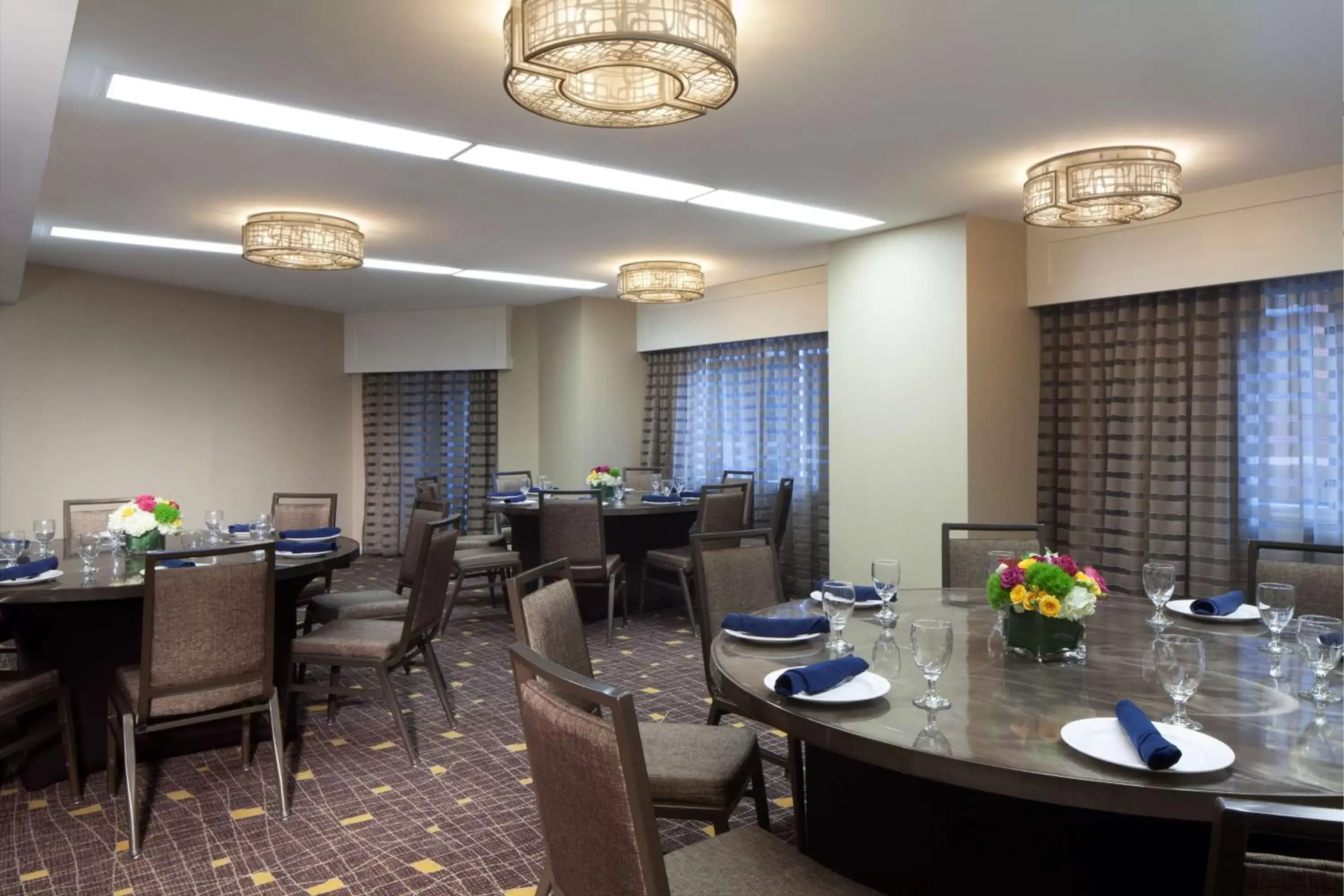 Meeting/conference room, Restaurant/Places to Eat in Hilton Boston Back Bay