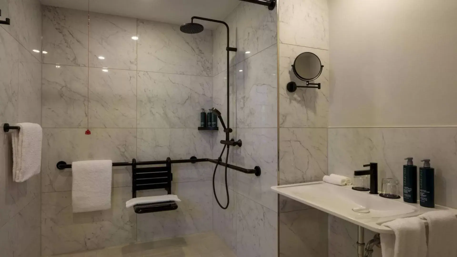 Shower, Bathroom in DoubleTree by Hilton Berlin Ku'damm