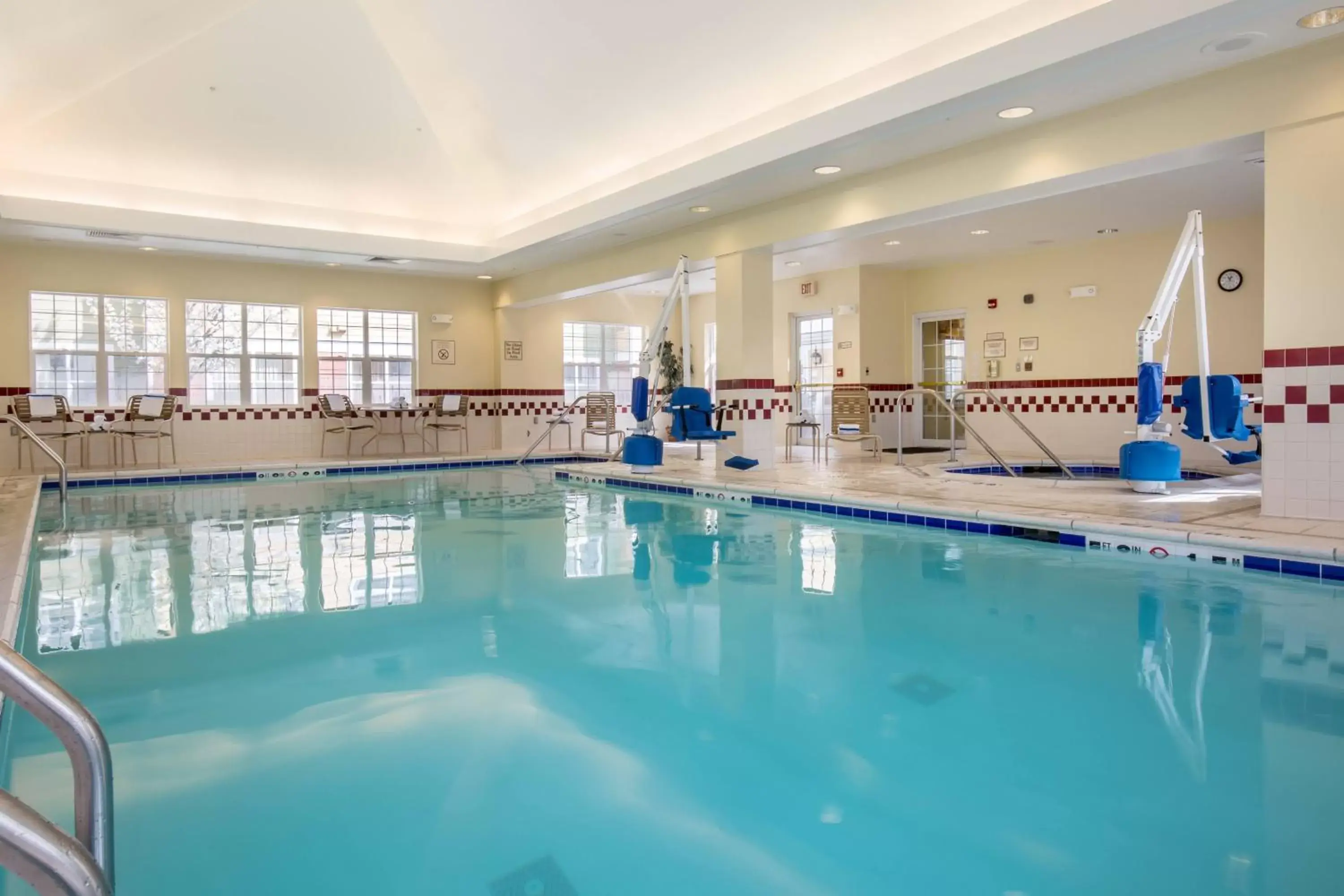Swimming Pool in Residence Inn Spokane East Valley