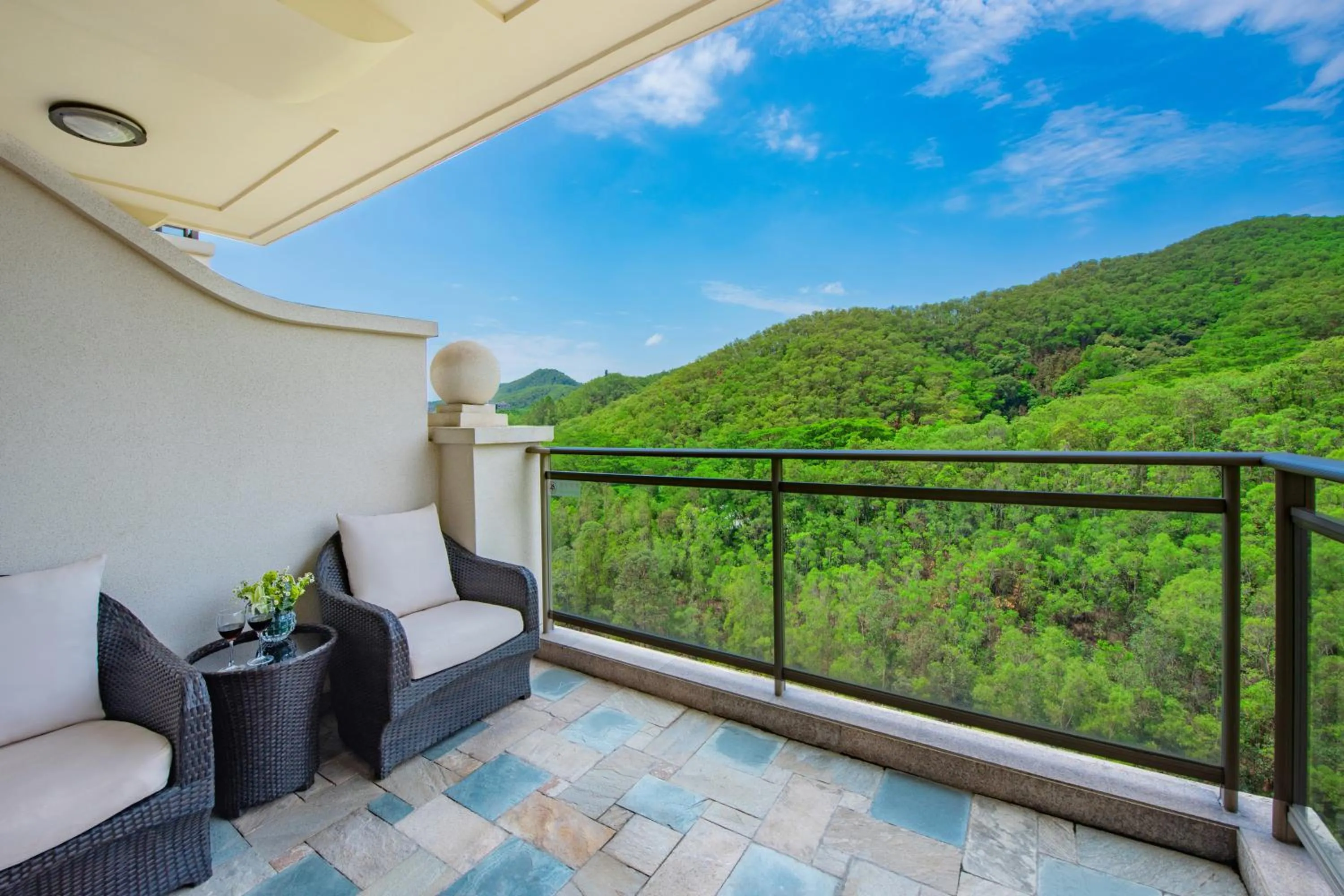 Day in Mission Hills Hotel Resorts Dongguan