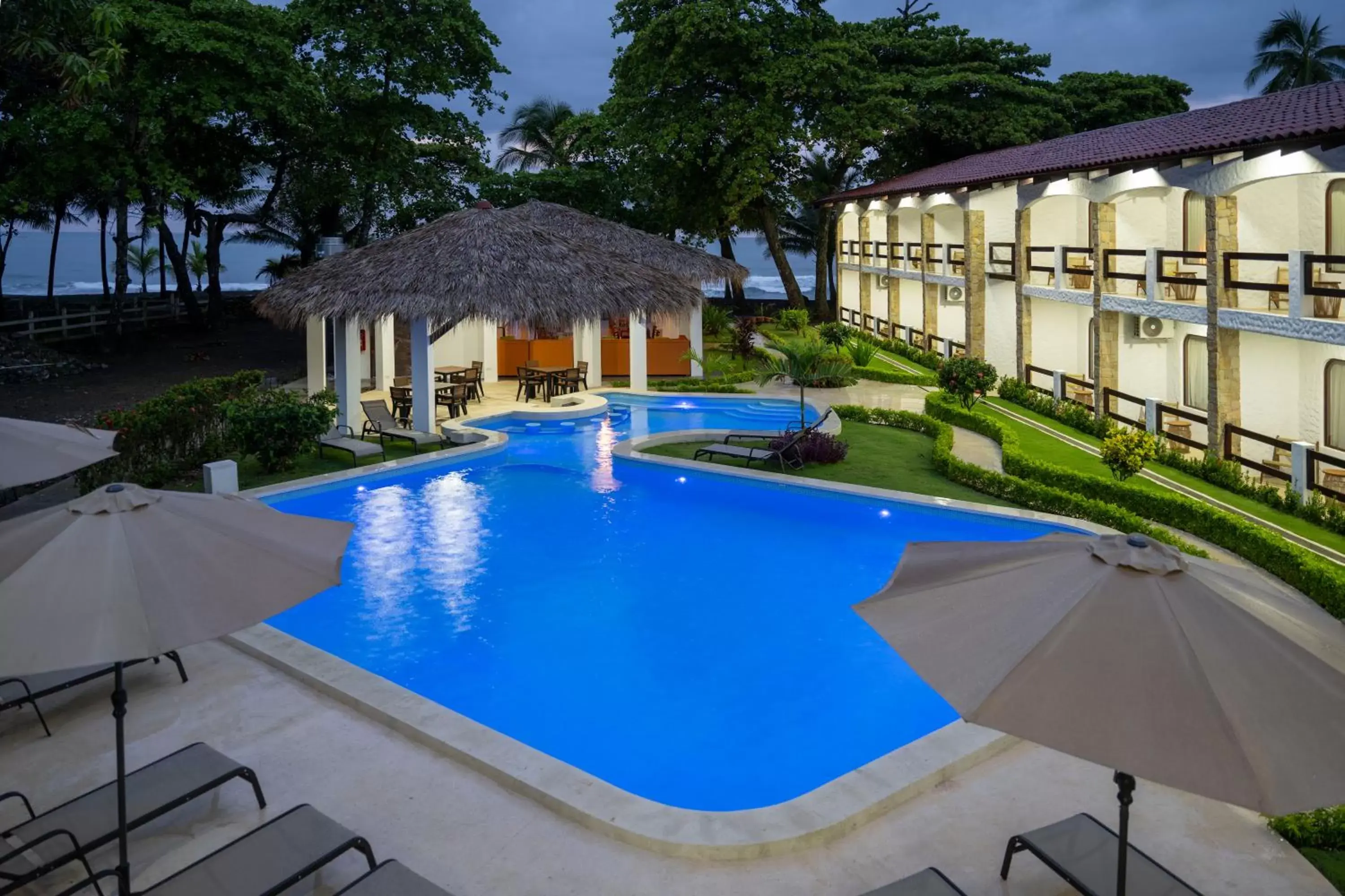 Property building, Swimming Pool in Fuego del Sol Beachfront Hotel