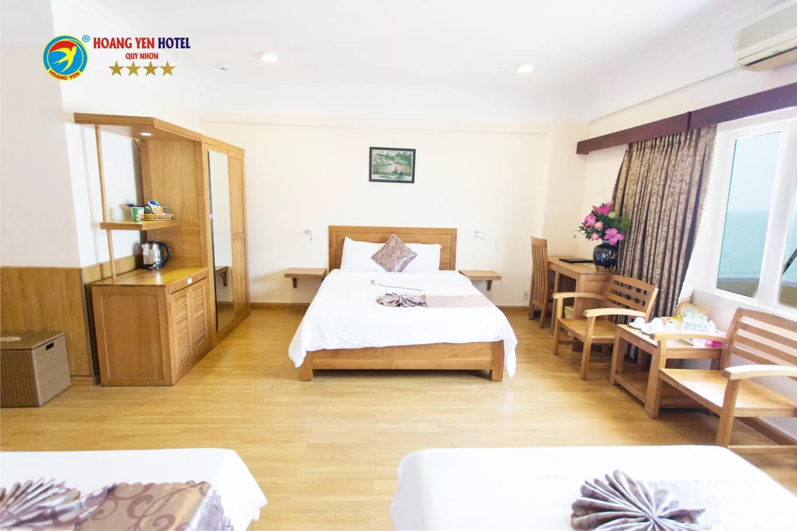 Bed in Hoang Yen Hotel
