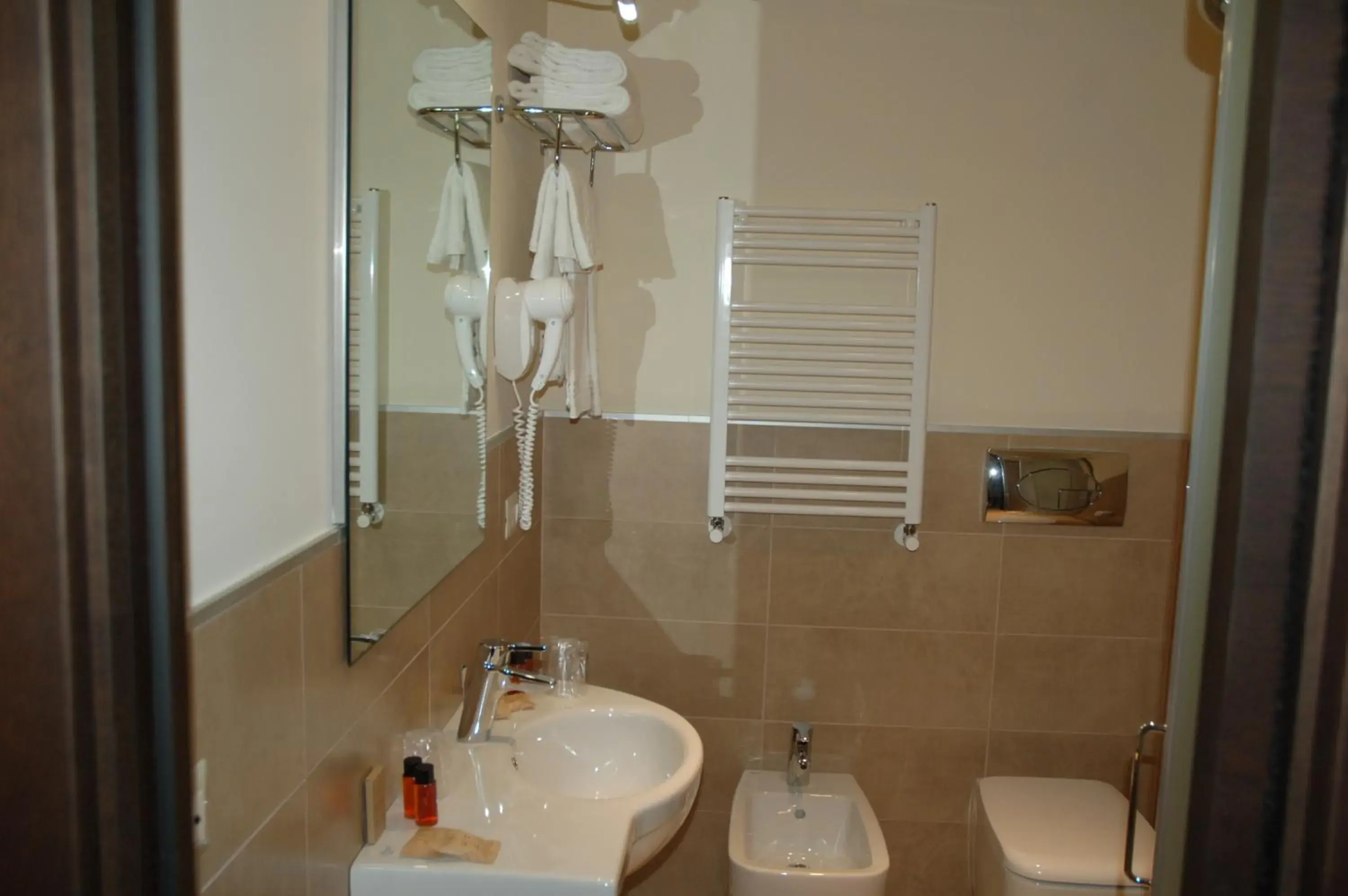 Bathroom in Hotel Milazzo