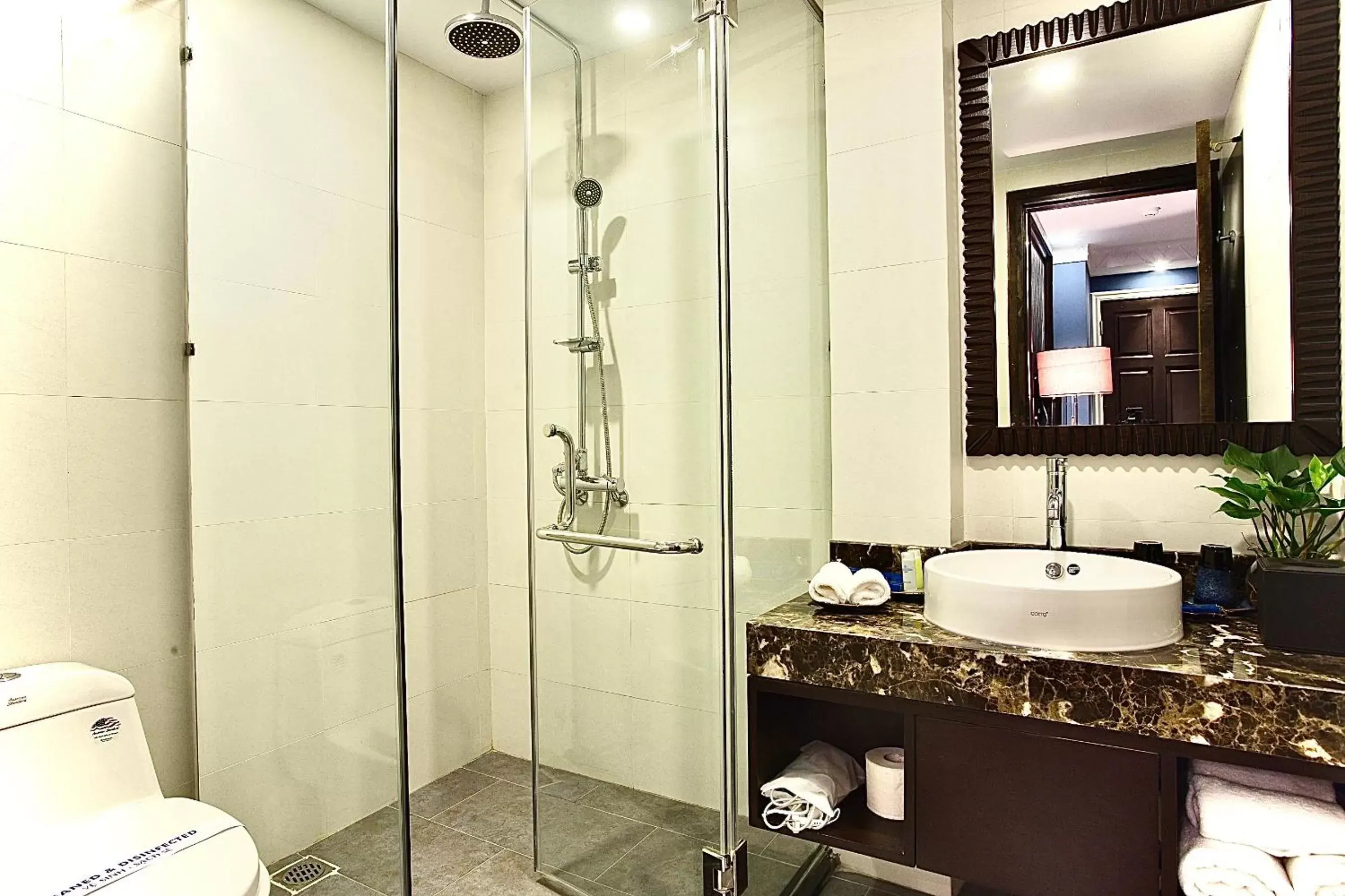 Shower, Bathroom in O'Gallery Premier Hotel & Spa