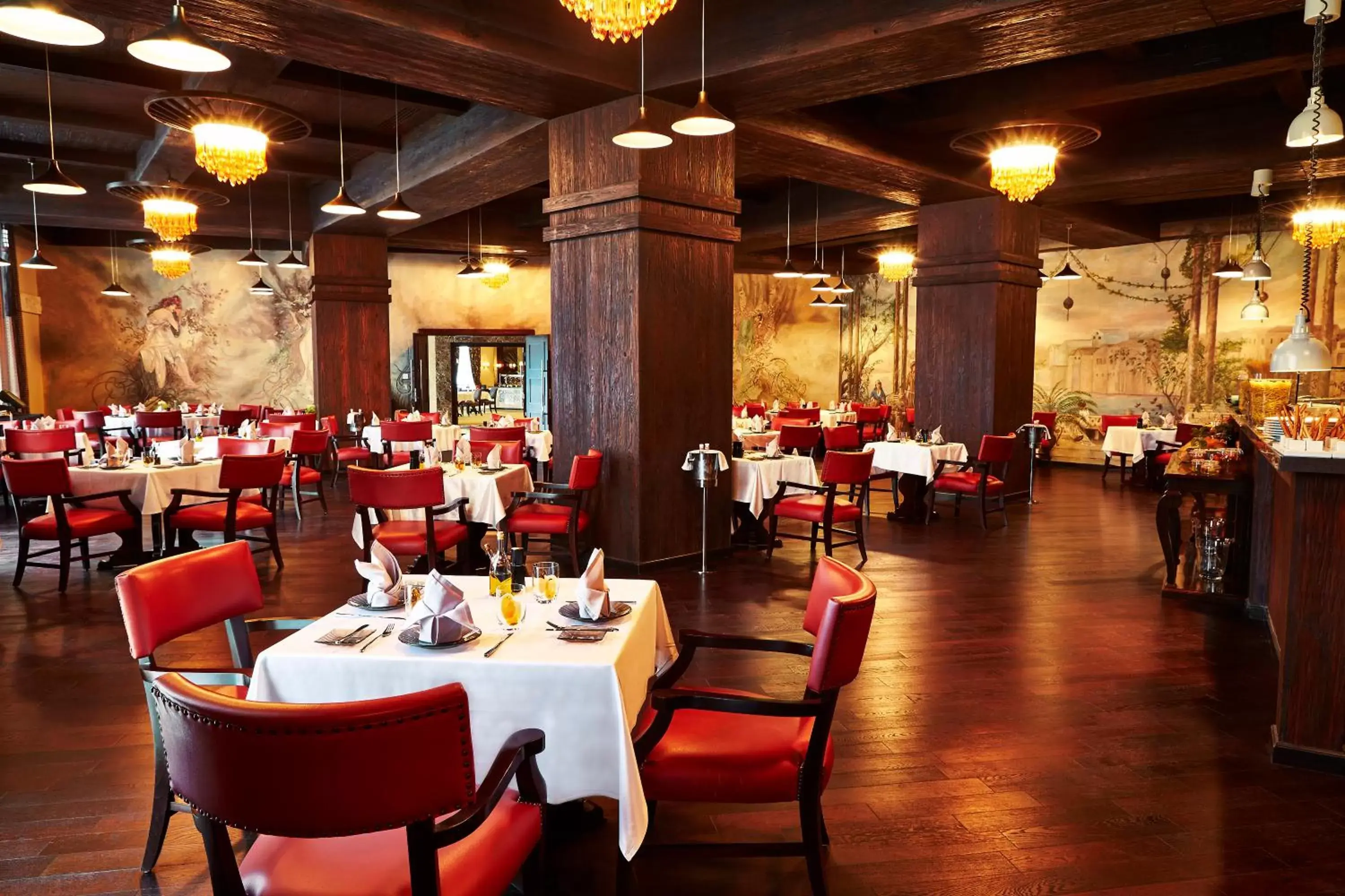 Restaurant/Places to Eat in Royal Maxim Palace Kempinski Cairo