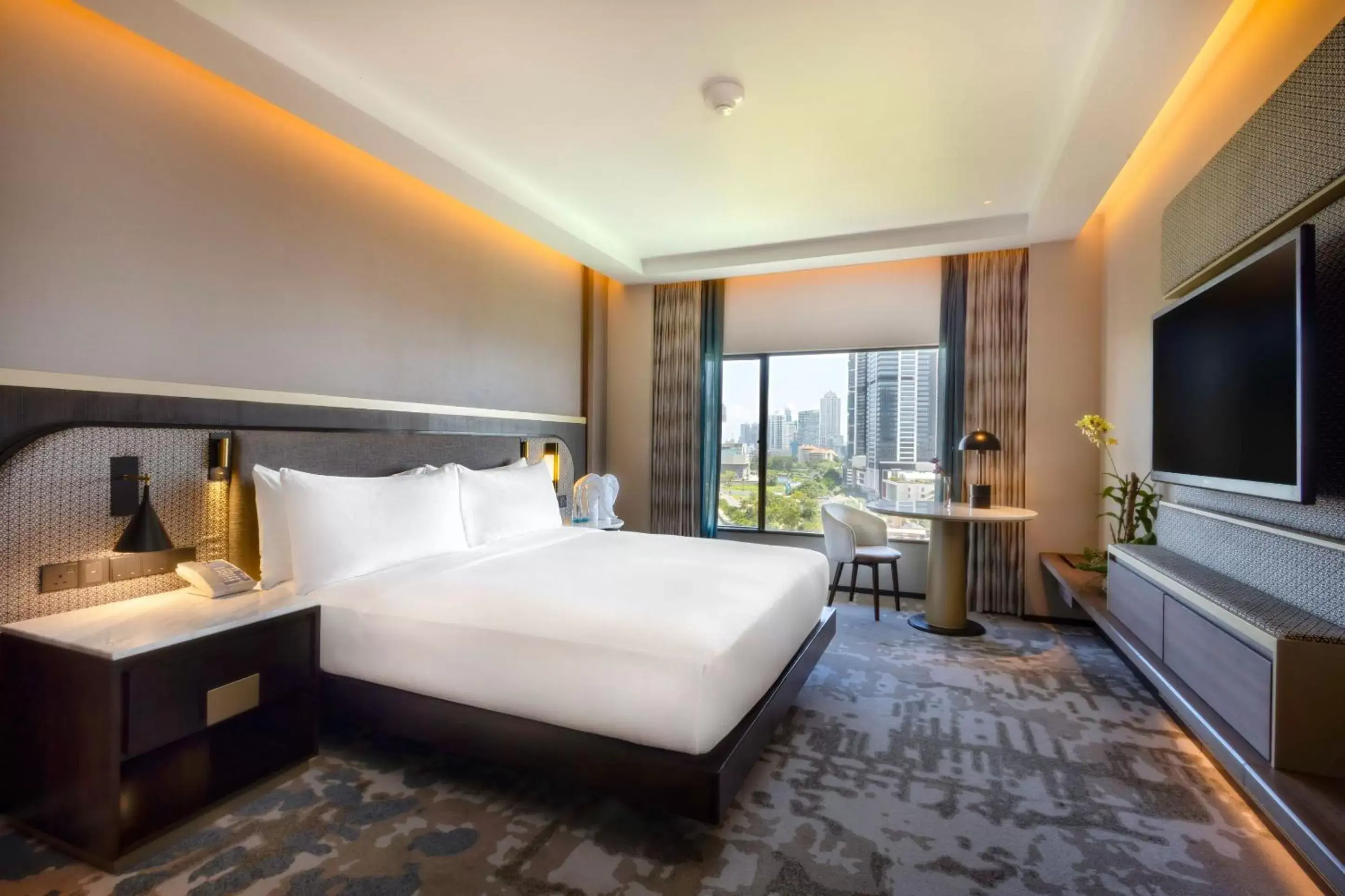 Bedroom in Hilton Colombo Hotel