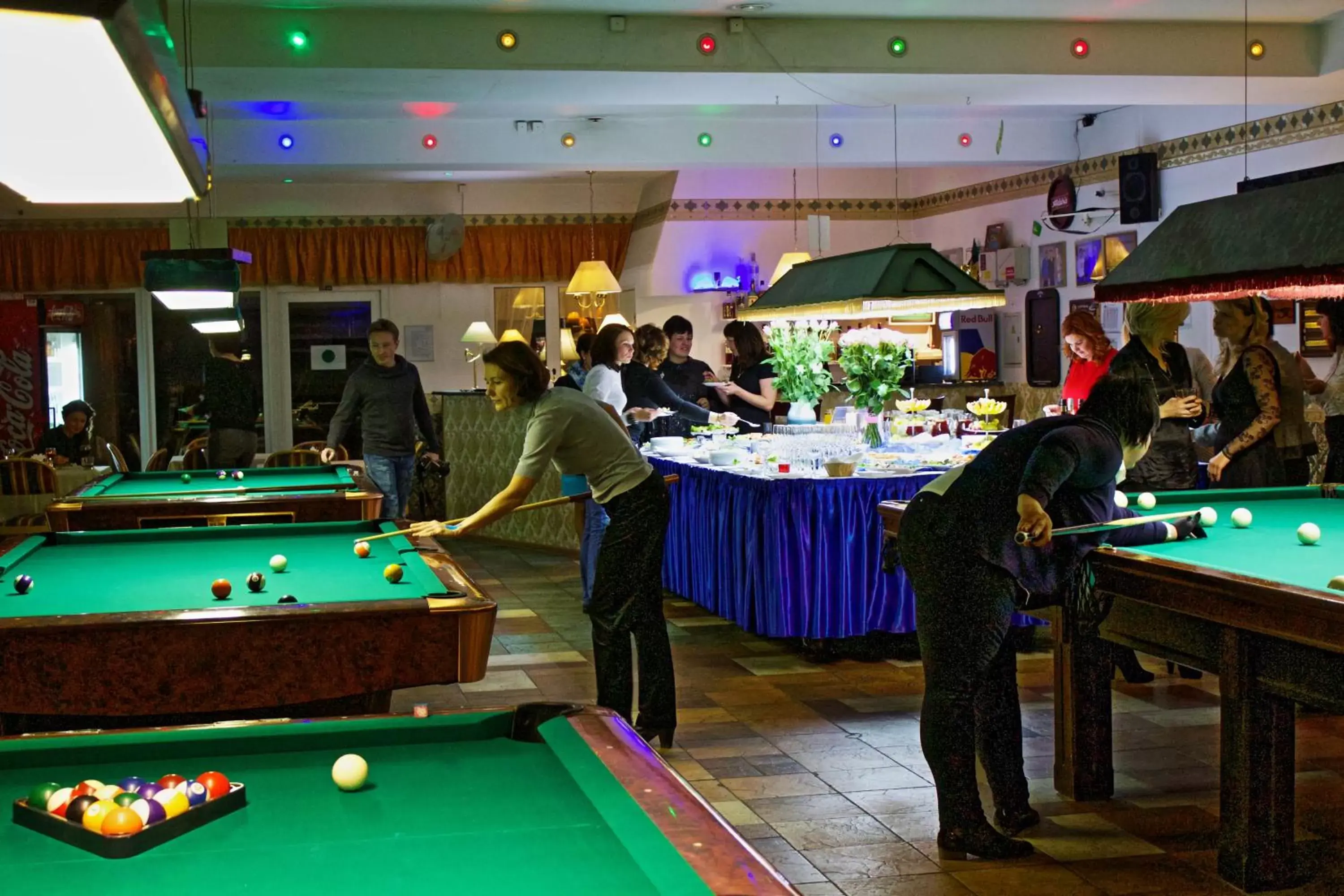 Billiard, Billiards in NB Hotel with Free Parking