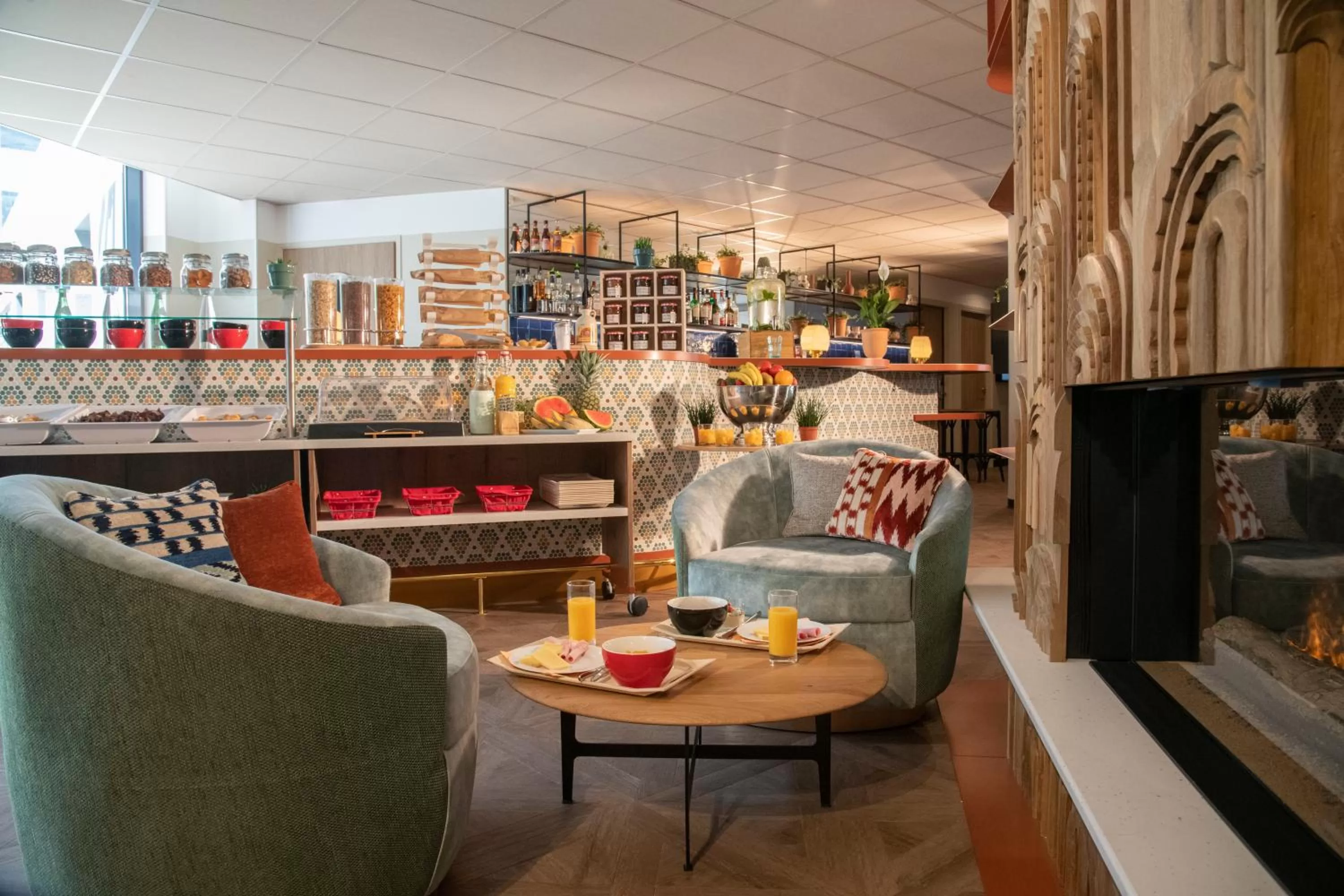 Food and drinks in Novotel Suites Nice Airport