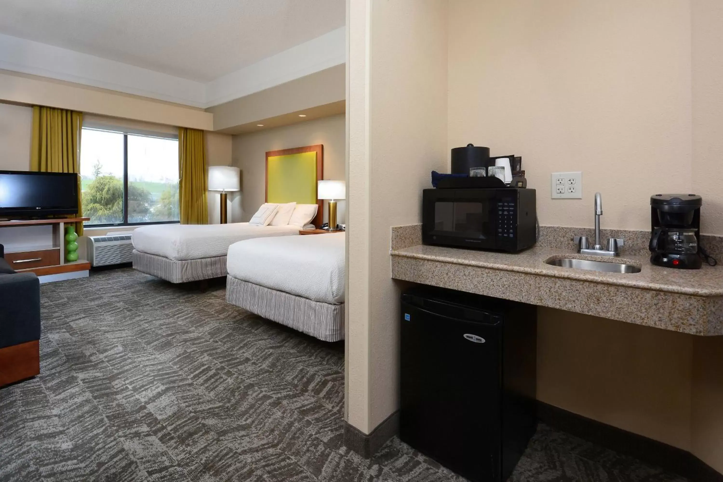 Photo of the whole room in SpringHill Suites by Marriott Lynchburg Airport/University Area