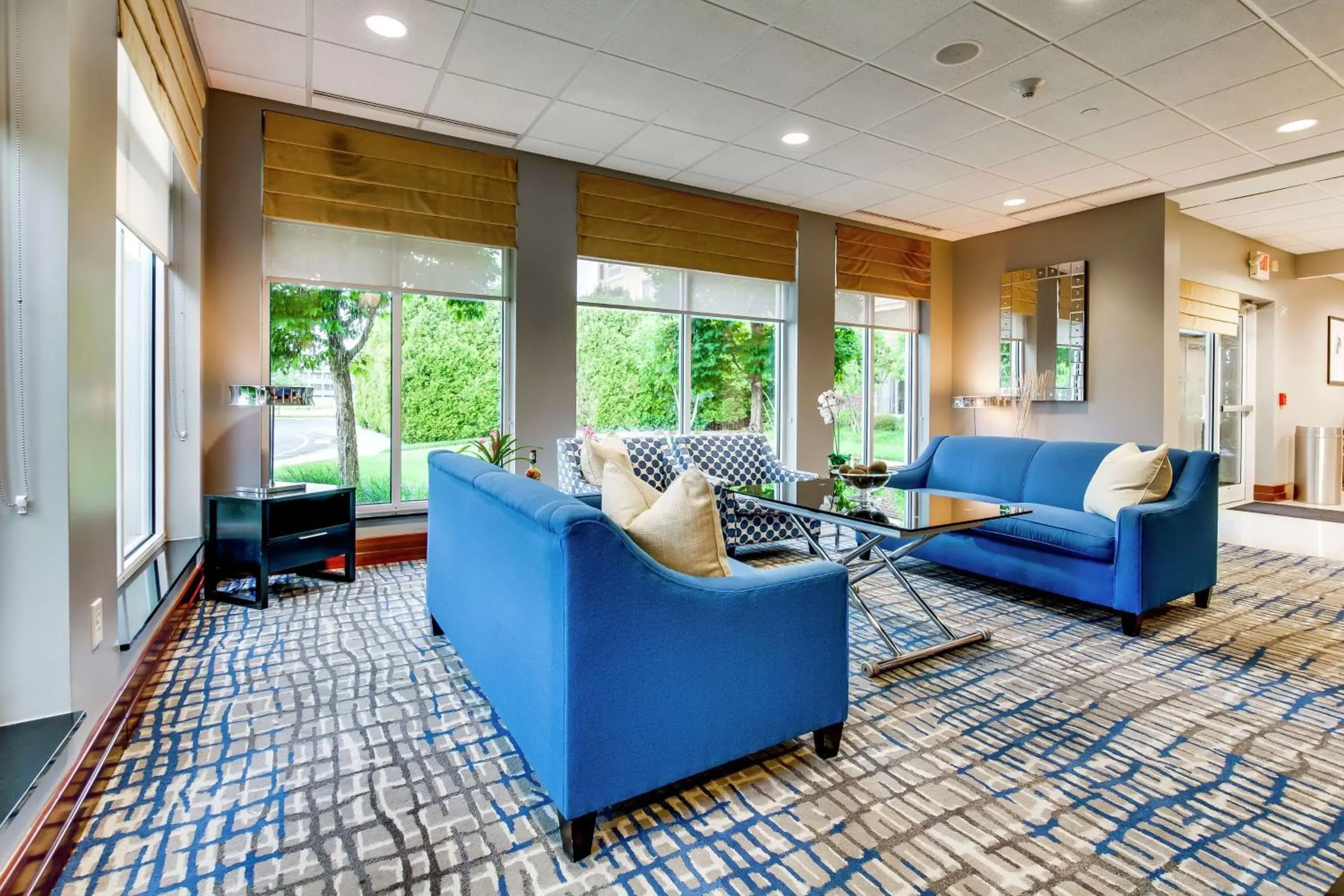 Lobby or reception in Hilton Garden Inn Louisville-Northeast