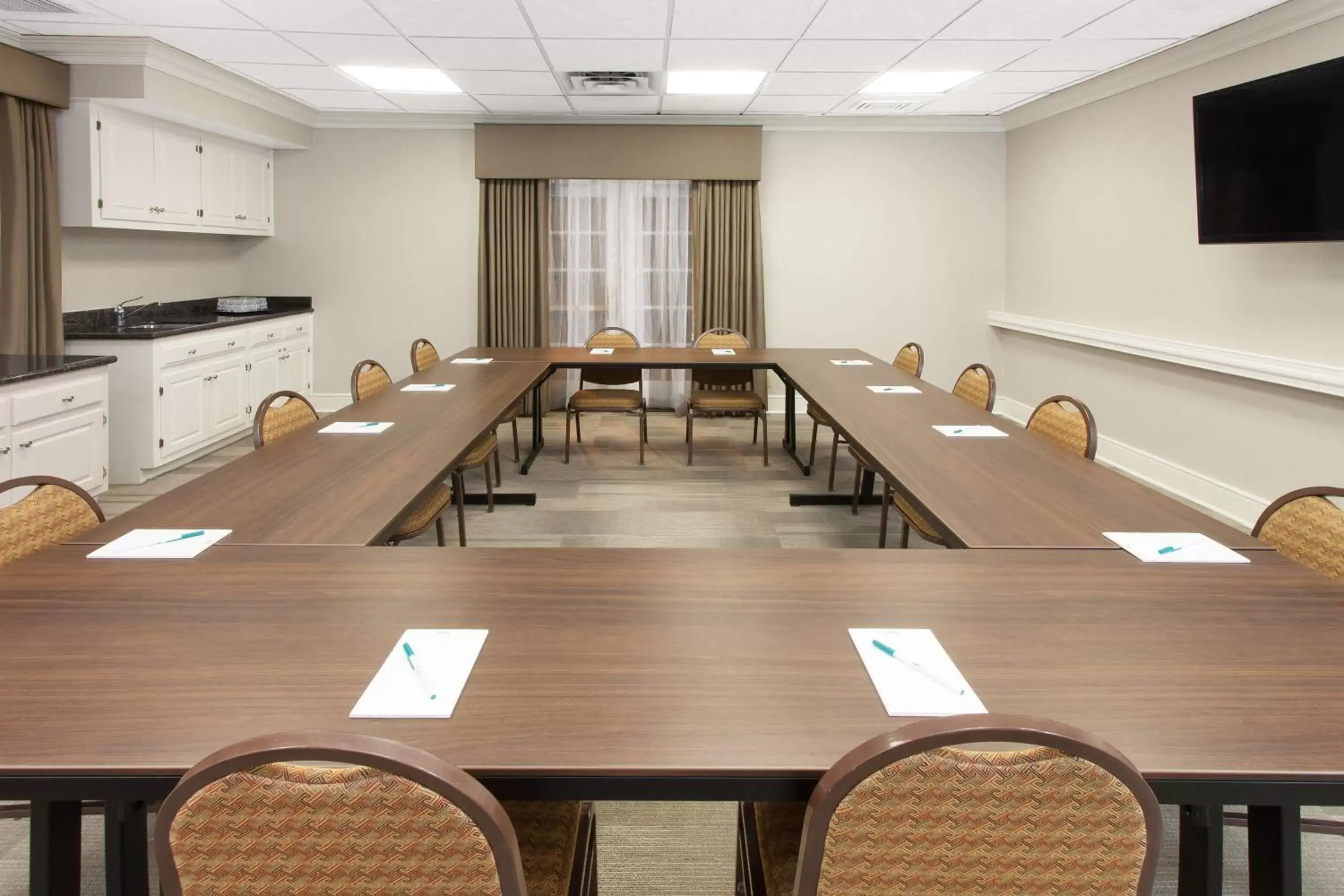 Meeting/conference room in Homewood Suites Lafayette