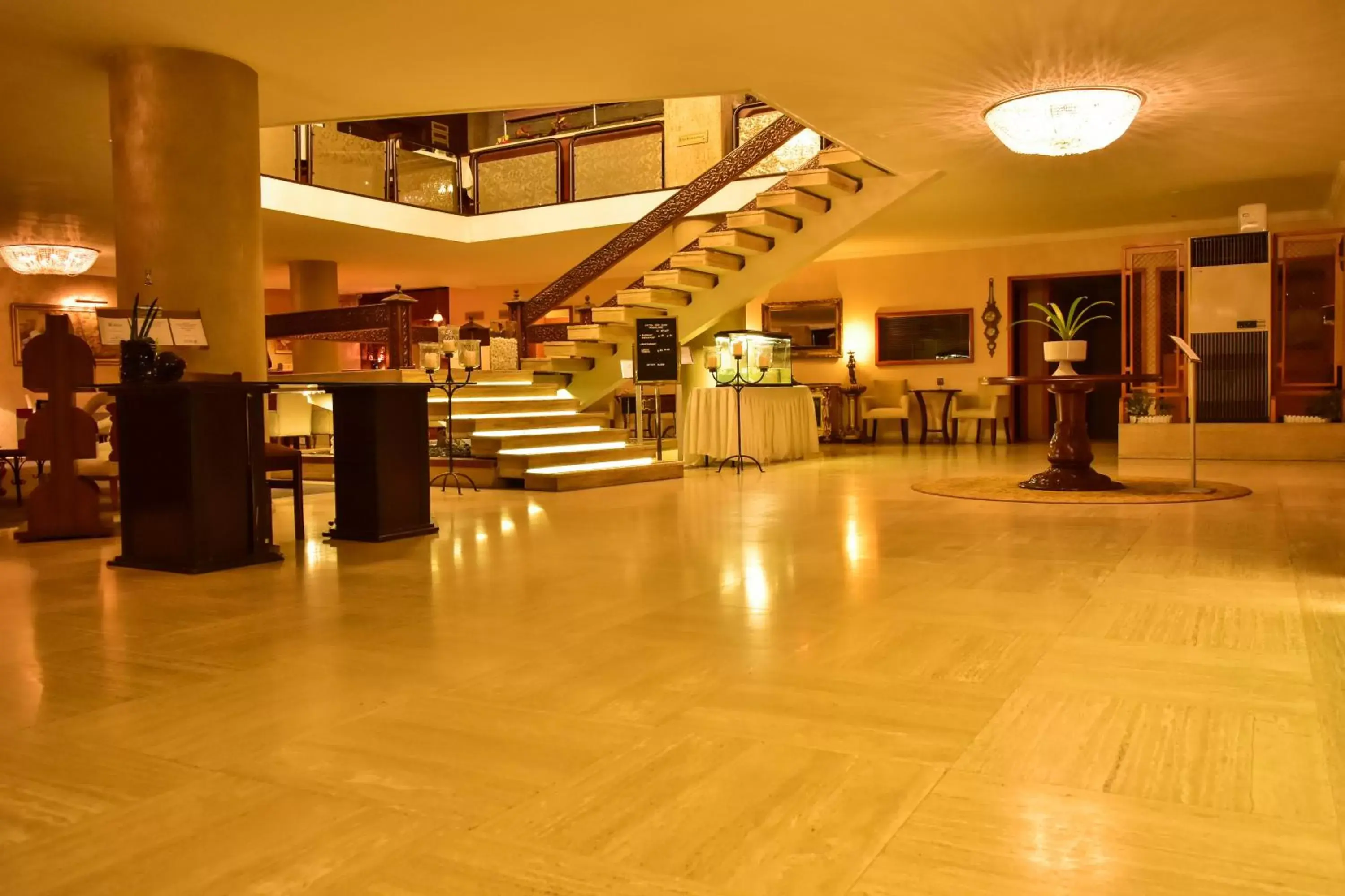 Lobby/Reception in Gurkent Hotel