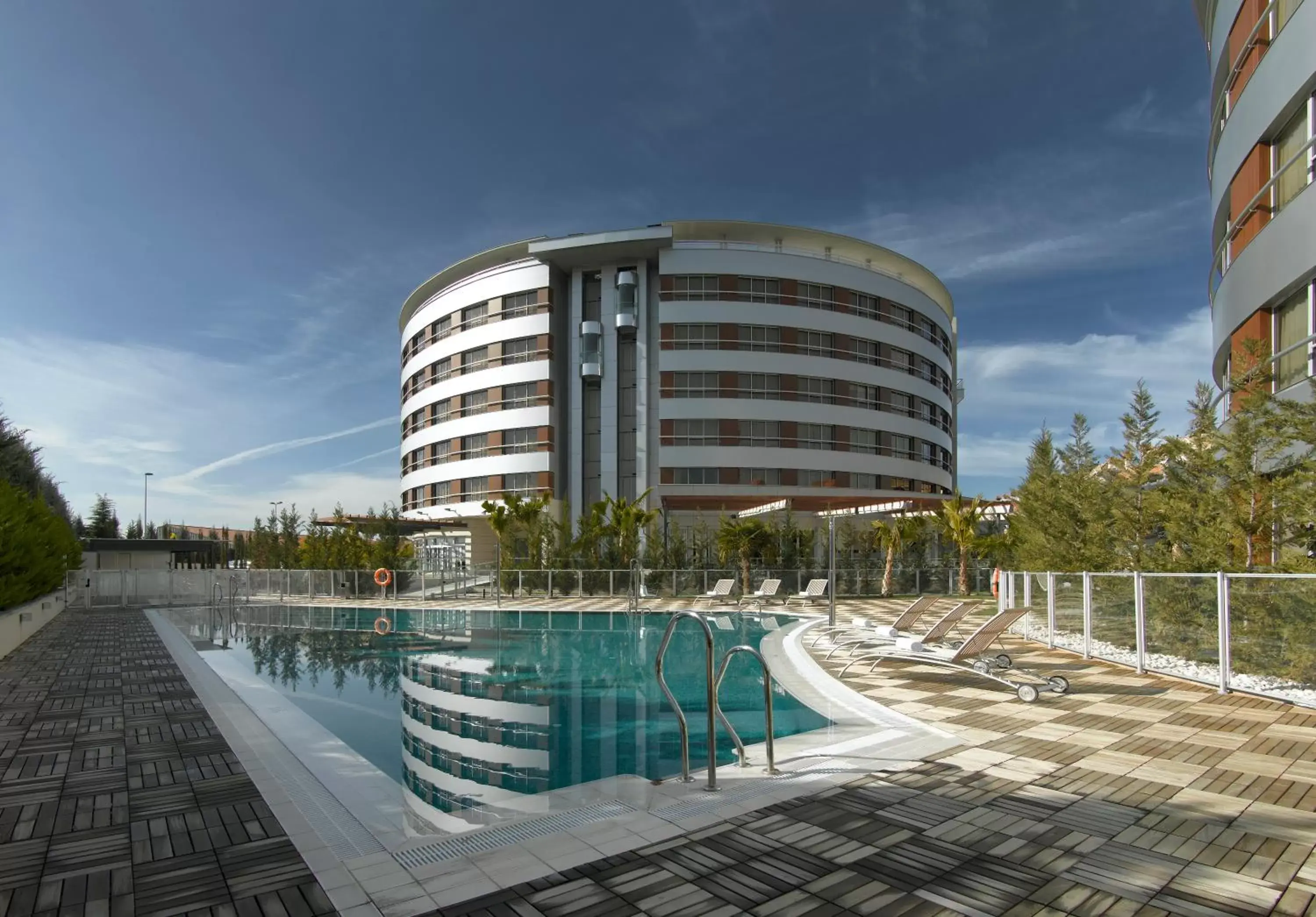 Facade/entrance, Property Building in Hotel Abades Nevada Palace