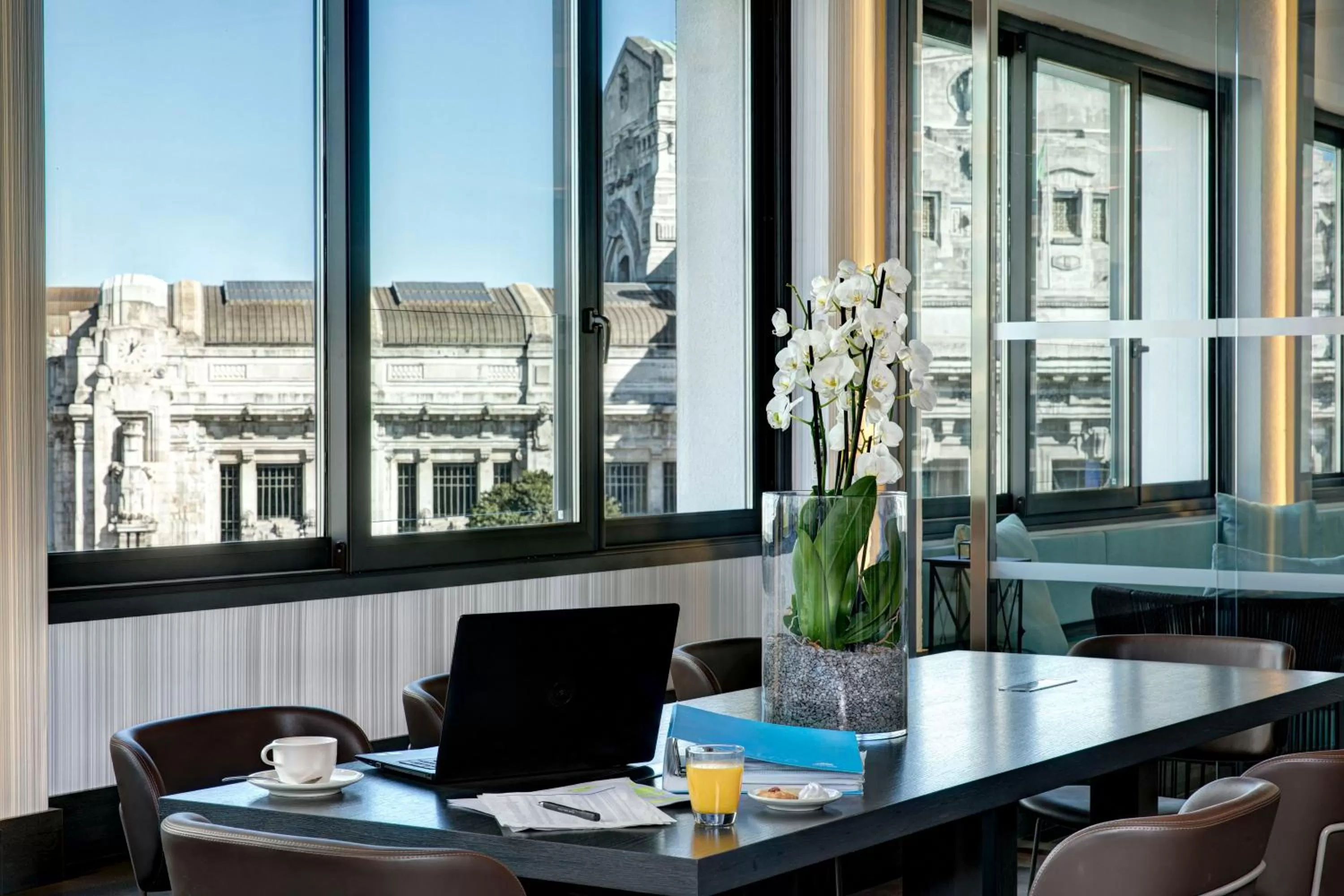 Day in iQ Hotel Milano