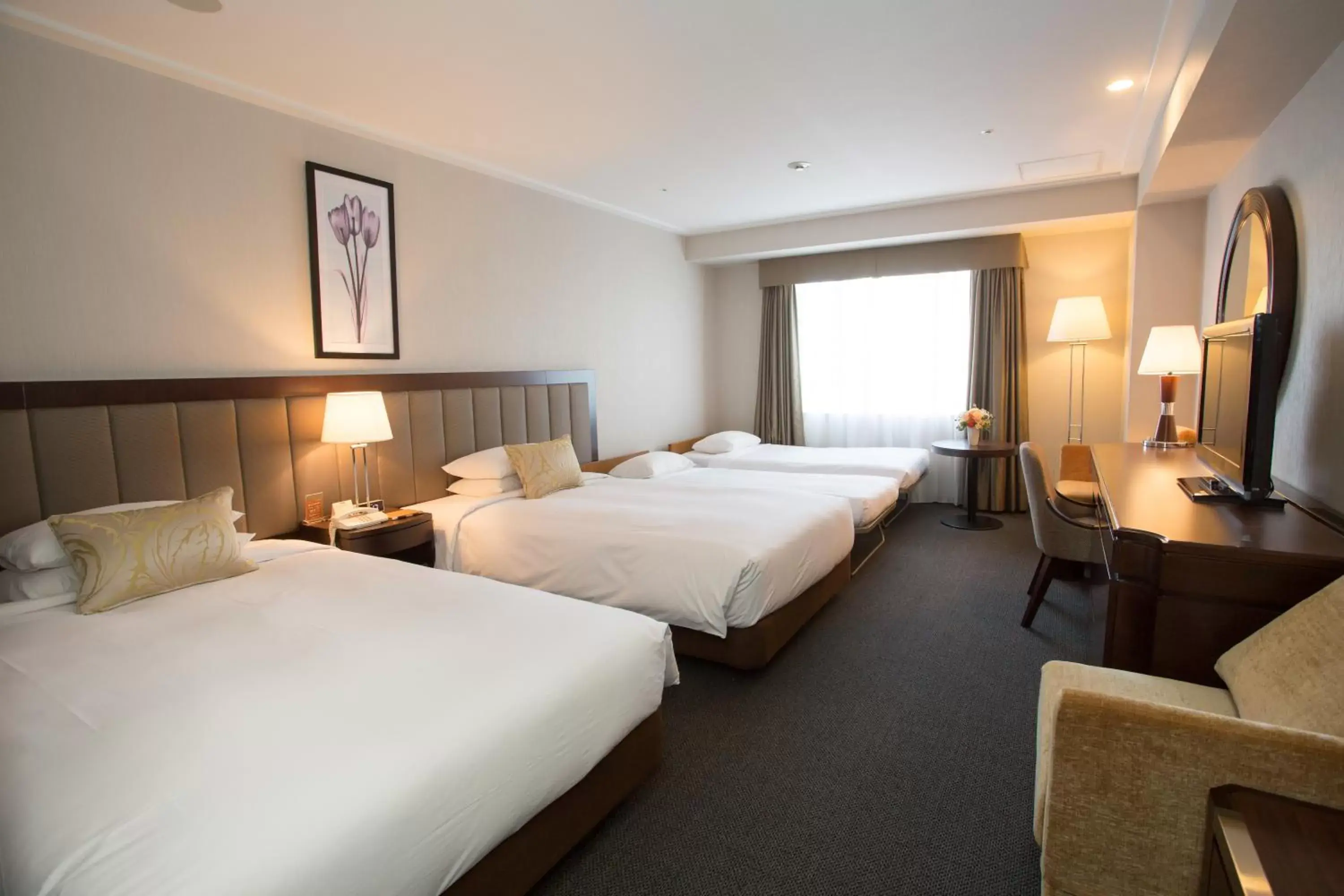 Photo of the whole room, Bed in Nagoya Tokyu Hotel