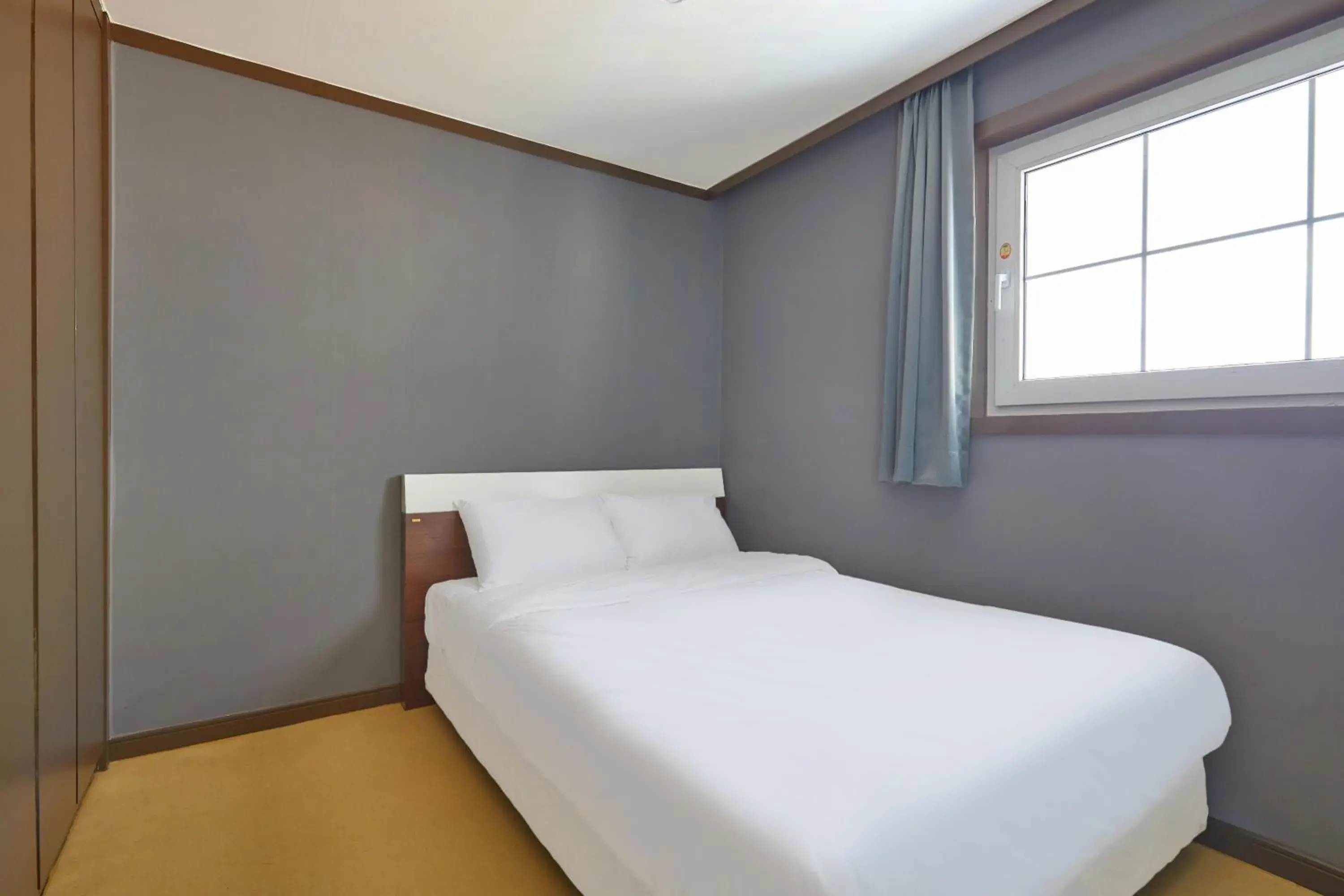 Bedroom, Bed in Mauna Ocean Resort