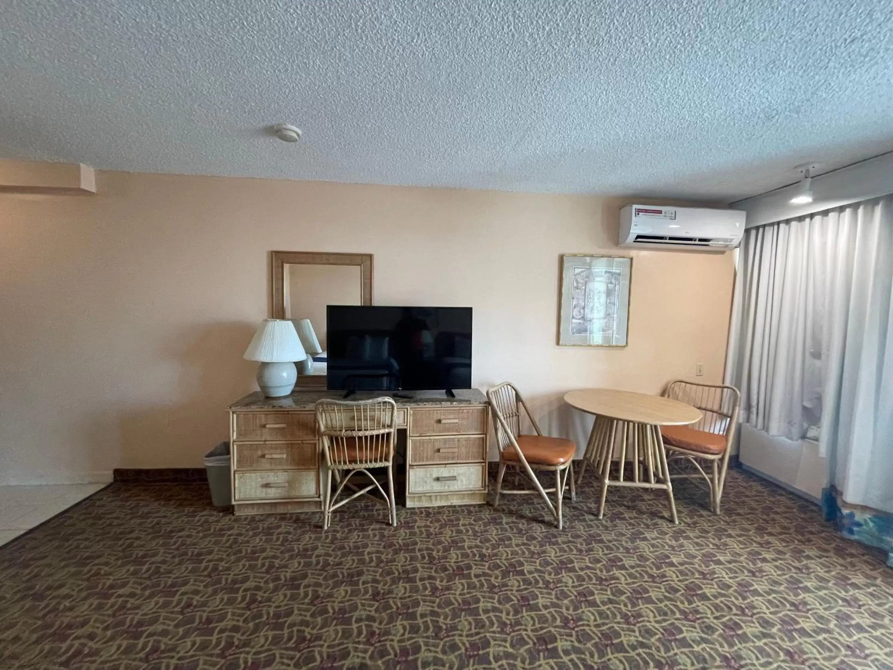 ESJ Towers ESJ Towers