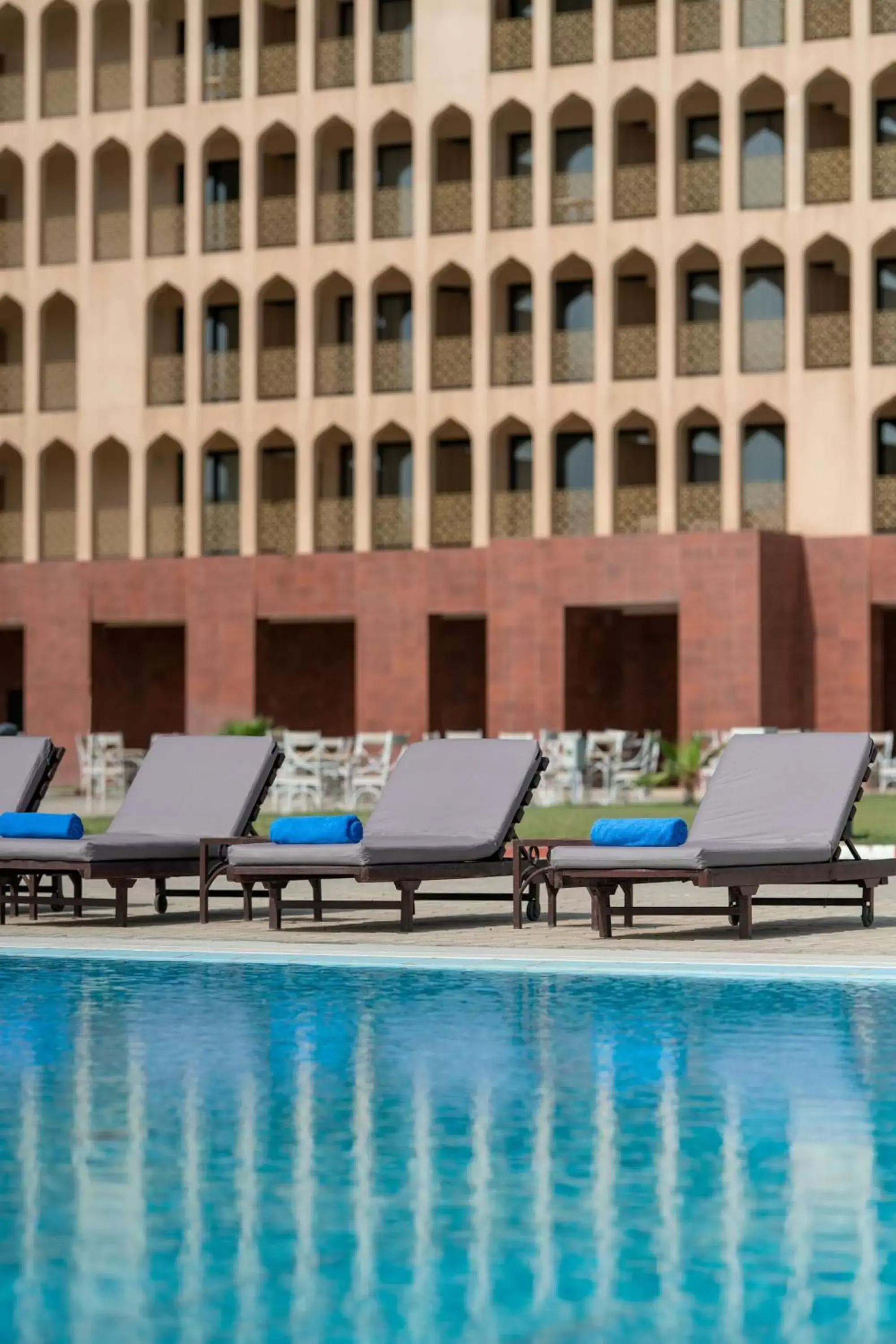 Pool view, Swimming Pool in Radisson Blu Hotel N'Djamena